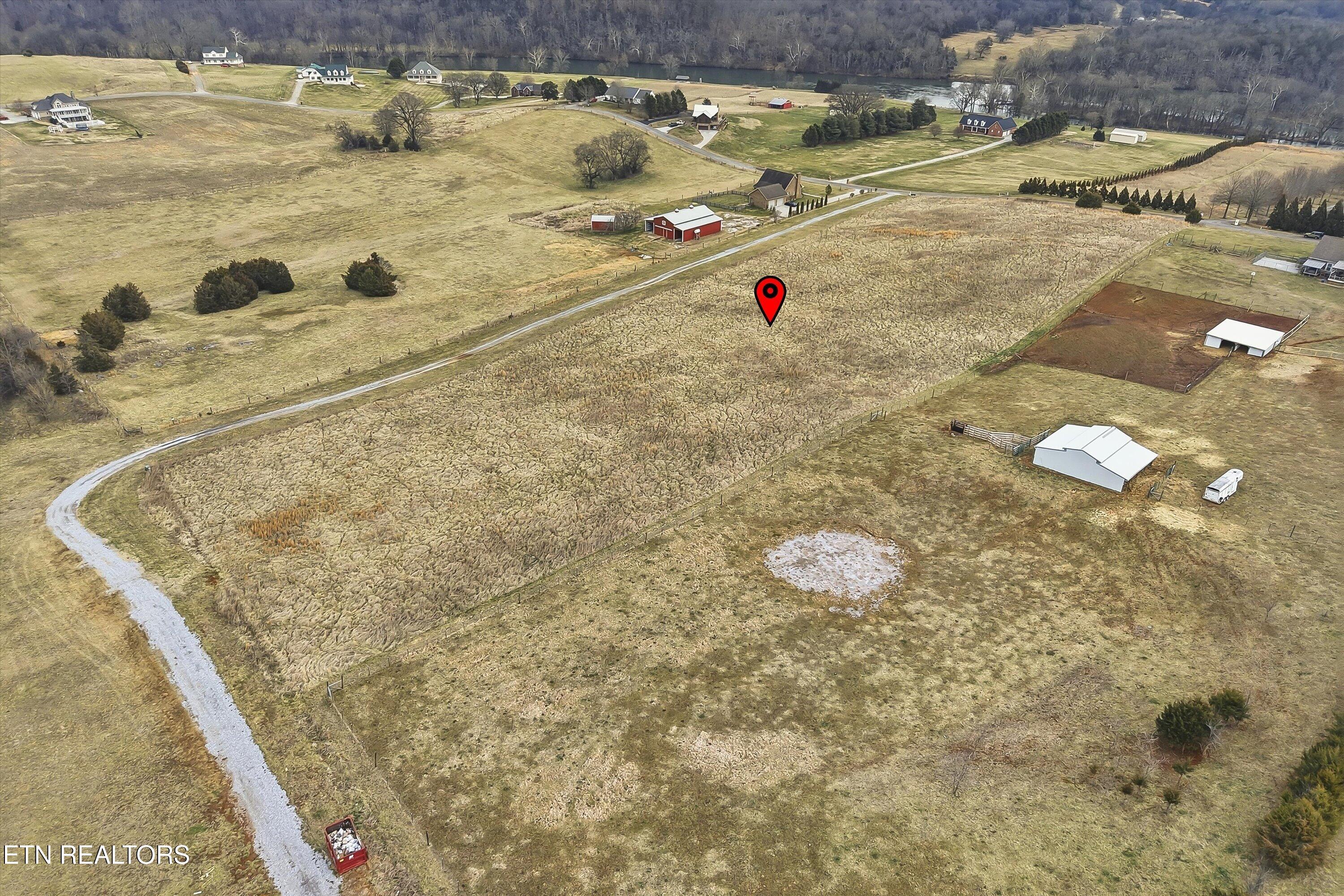 972 Cliff Top Road Blaine TN 37709