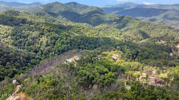 Crown Circle Sevierville TN 37862