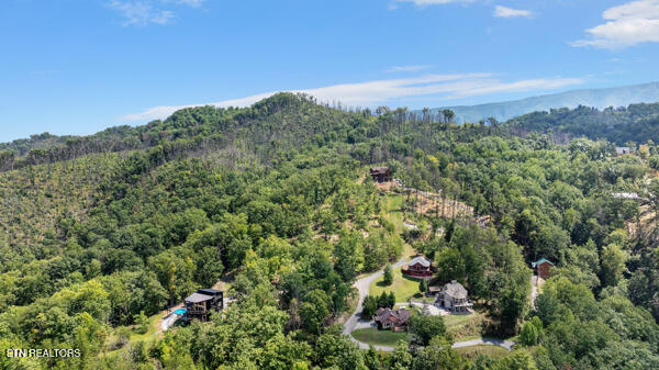 Crown Circle Sevierville TN 37862