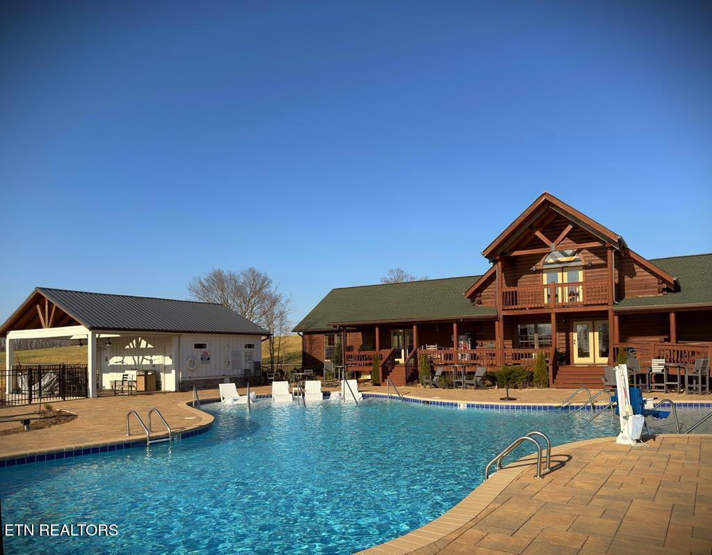 100C Mallard Lane Hilham TN 38568