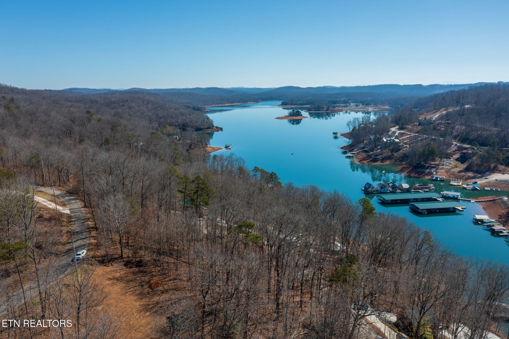 E Dogwood Trail Lafollette TN 37766