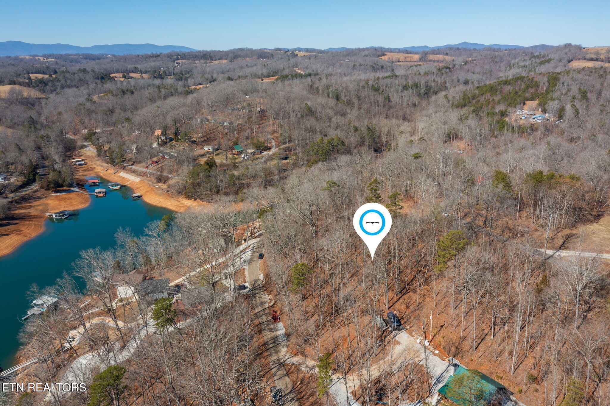 E Dogwood Trail Lafollette TN 37766