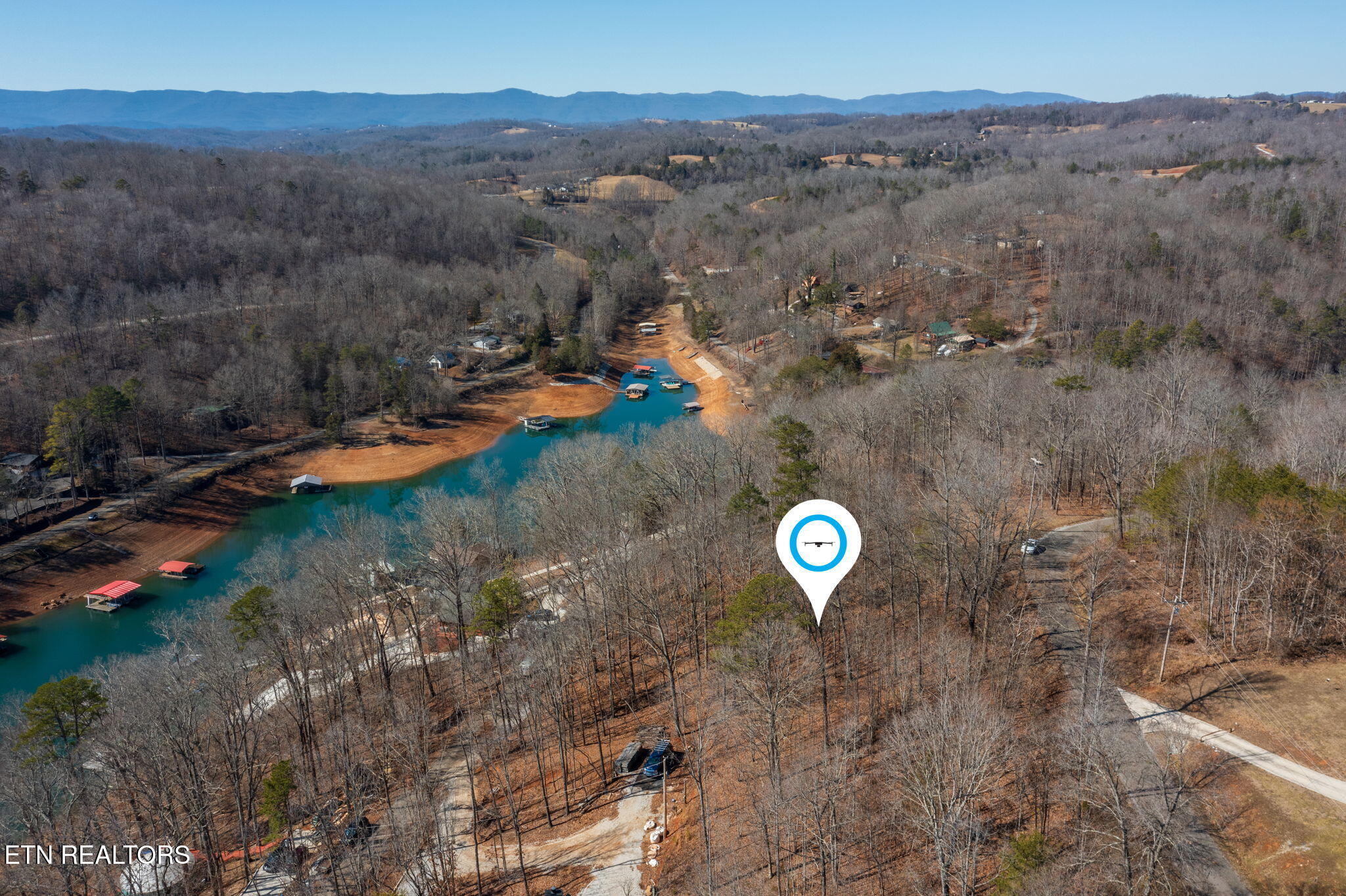 E Dogwood Trail Lafollette TN 37766