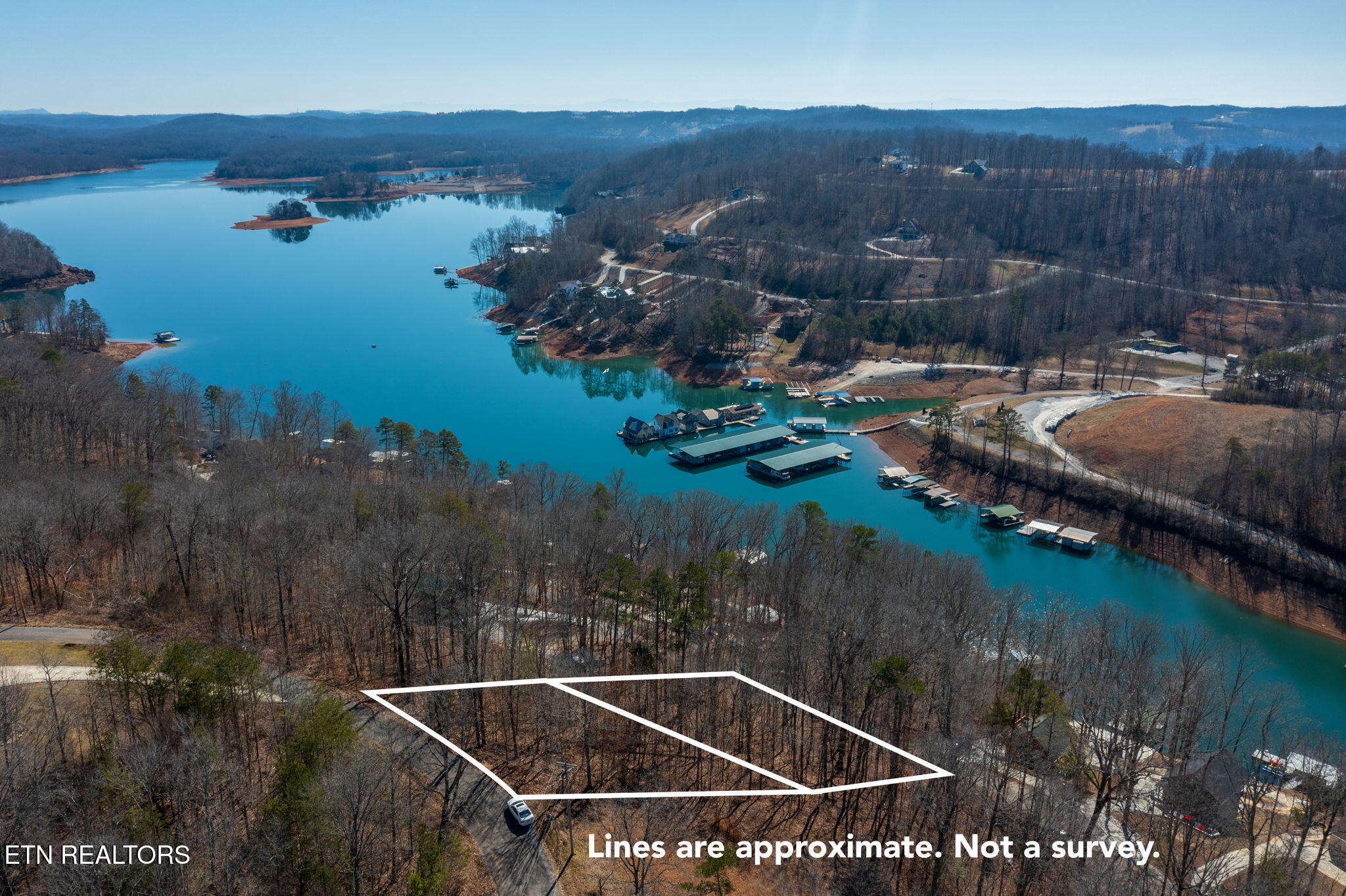 E Dogwood Trail Lafollette TN 37766