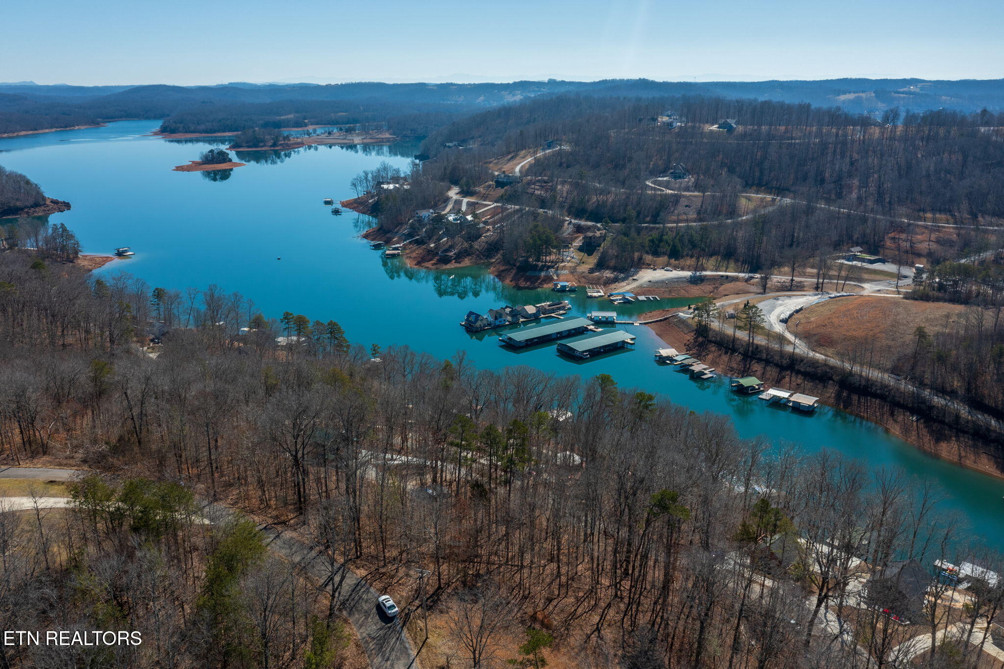 E Dogwood Trail Lafollette TN 37766