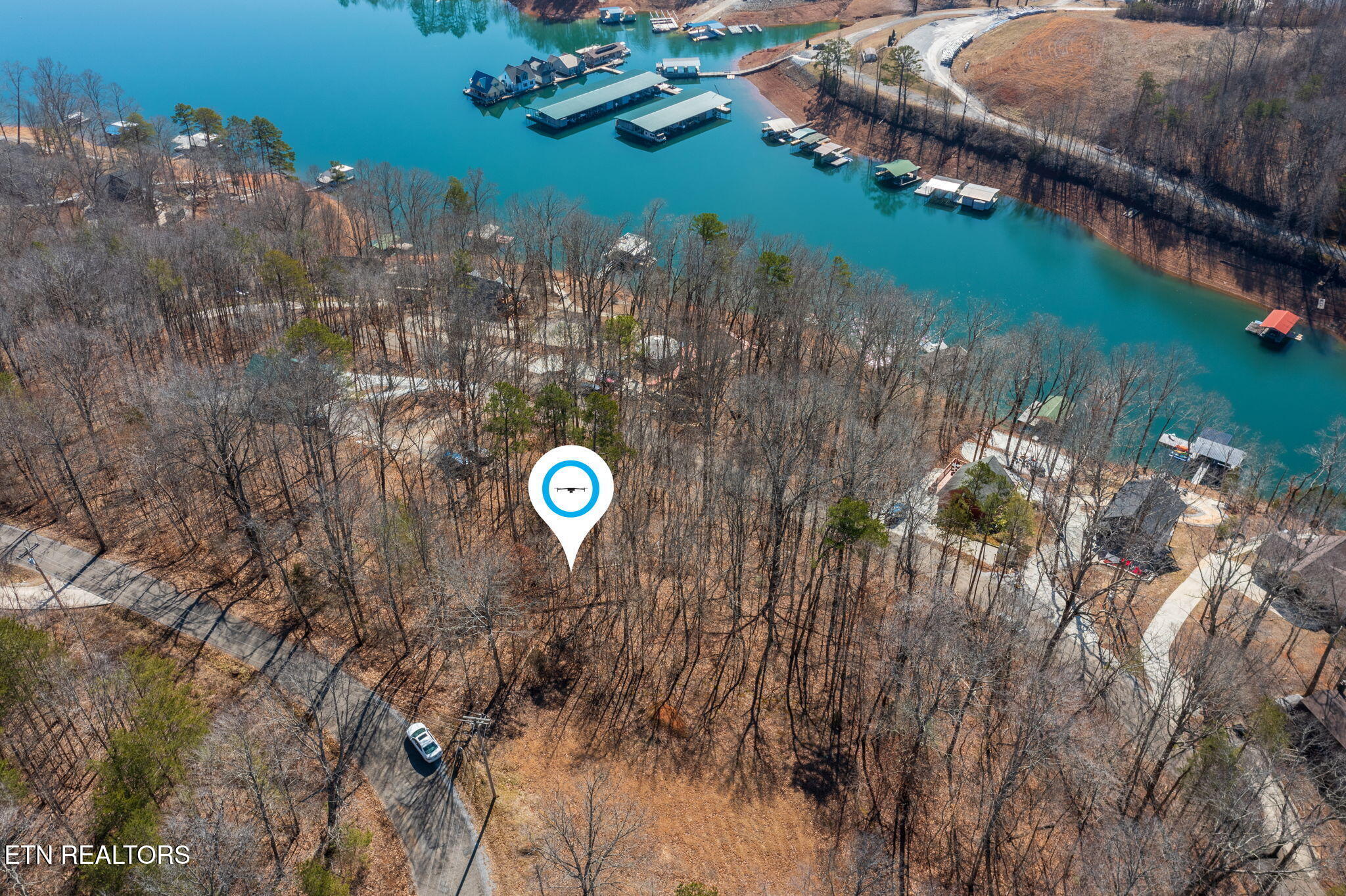 E Dogwood Trail Lafollette TN 37766