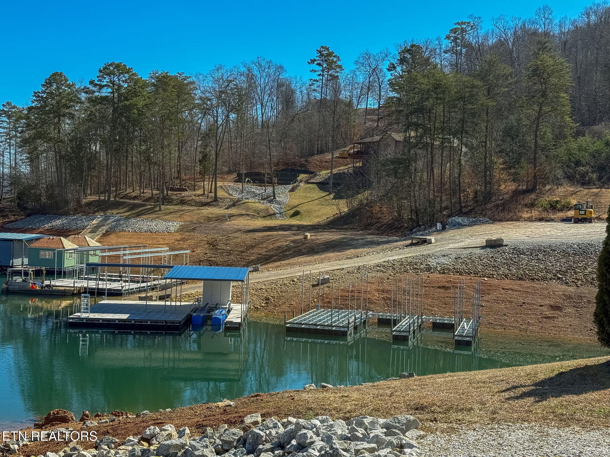 E Dogwood Trail Lafollette TN 37766