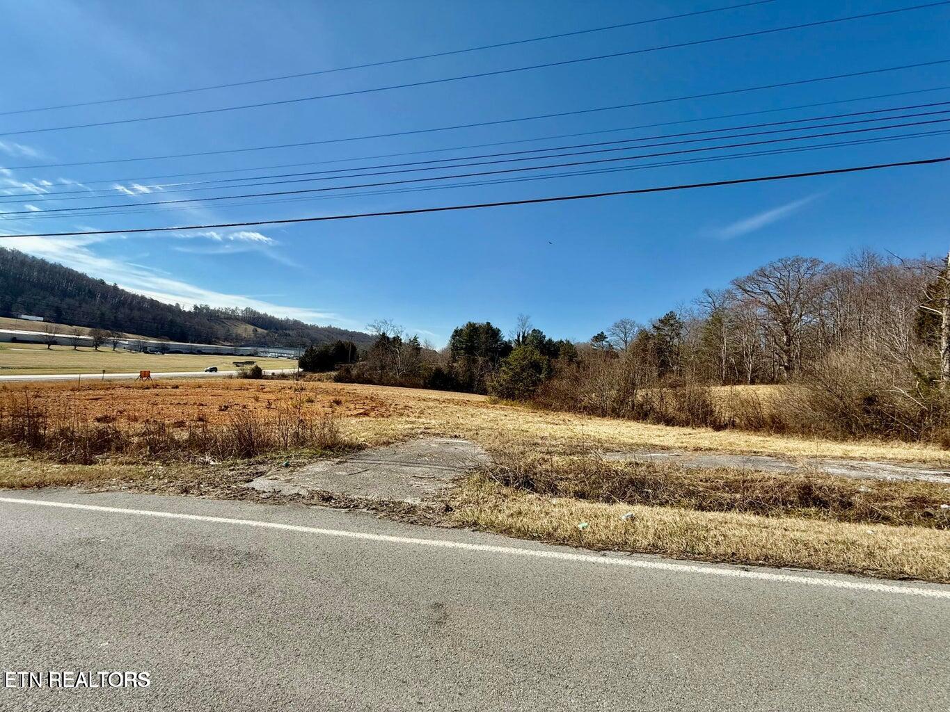 Harmon Road New Tazewell TN 37825