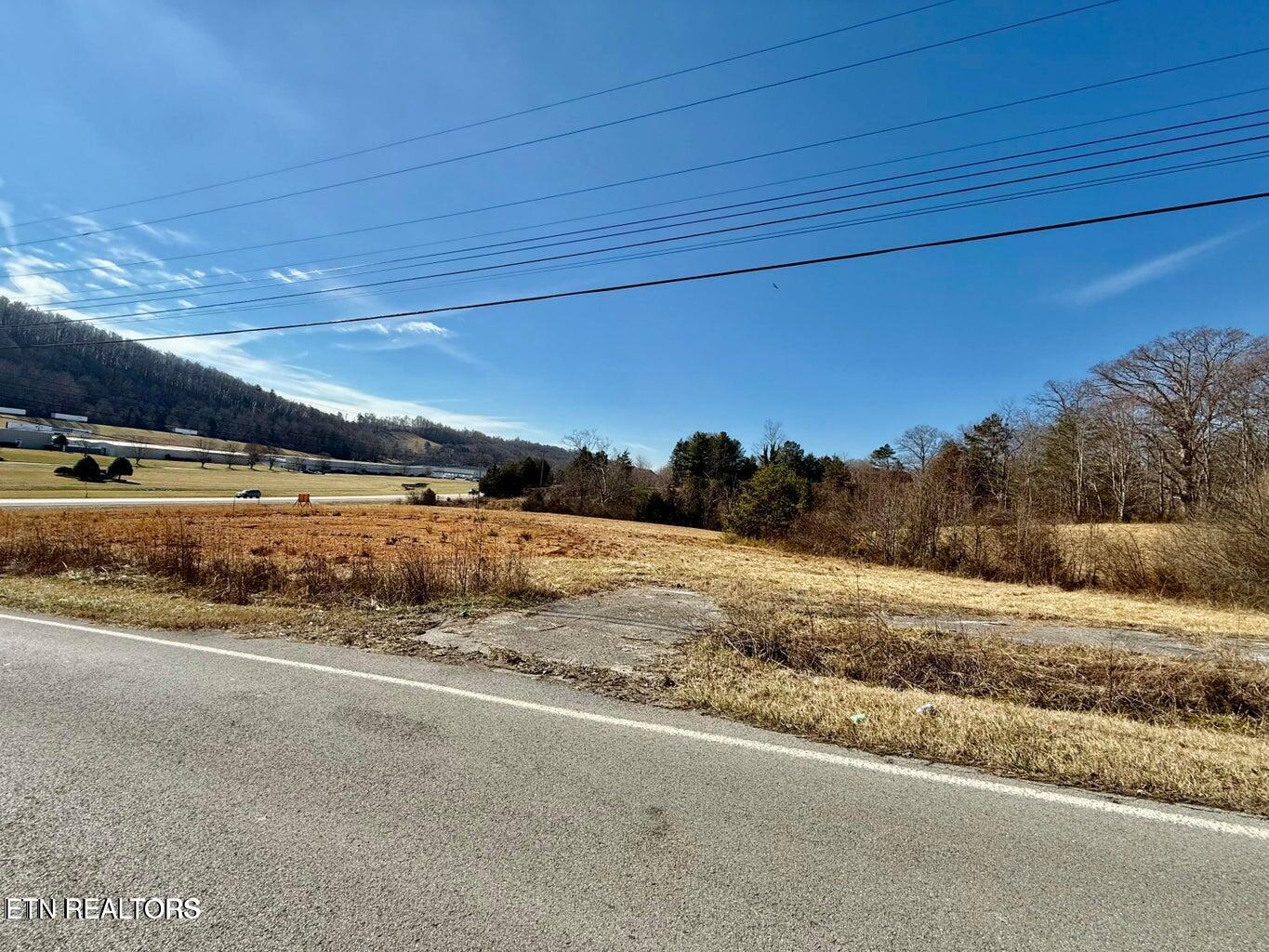 Harmon Road New Tazewell TN 37825