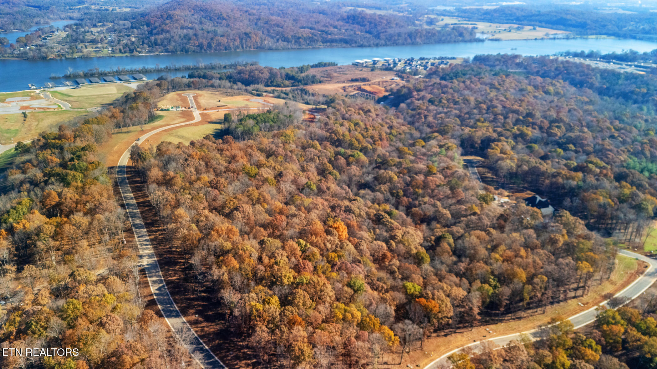 2908 Old Dogwood Trail Loudon TN 37774