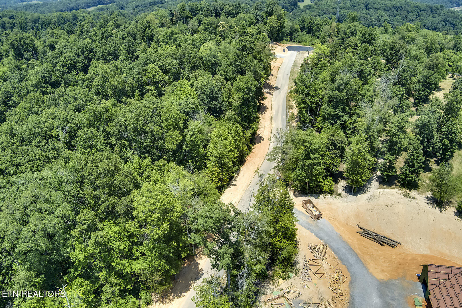 411 Travellers Way Lenoir City TN 37771