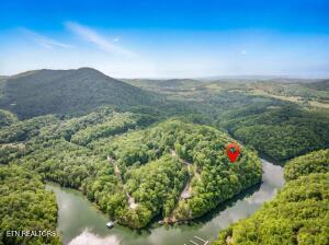 TR3 Mountain Shores Road Tazewell TN 37879