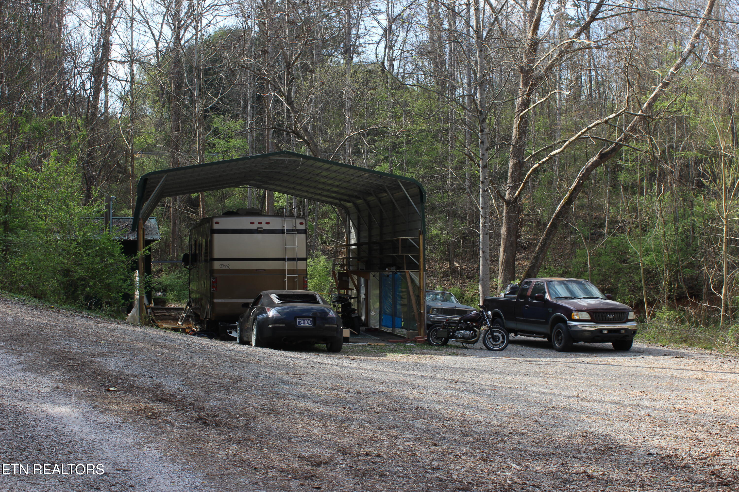 8710 Childress Road Powell TN 37849