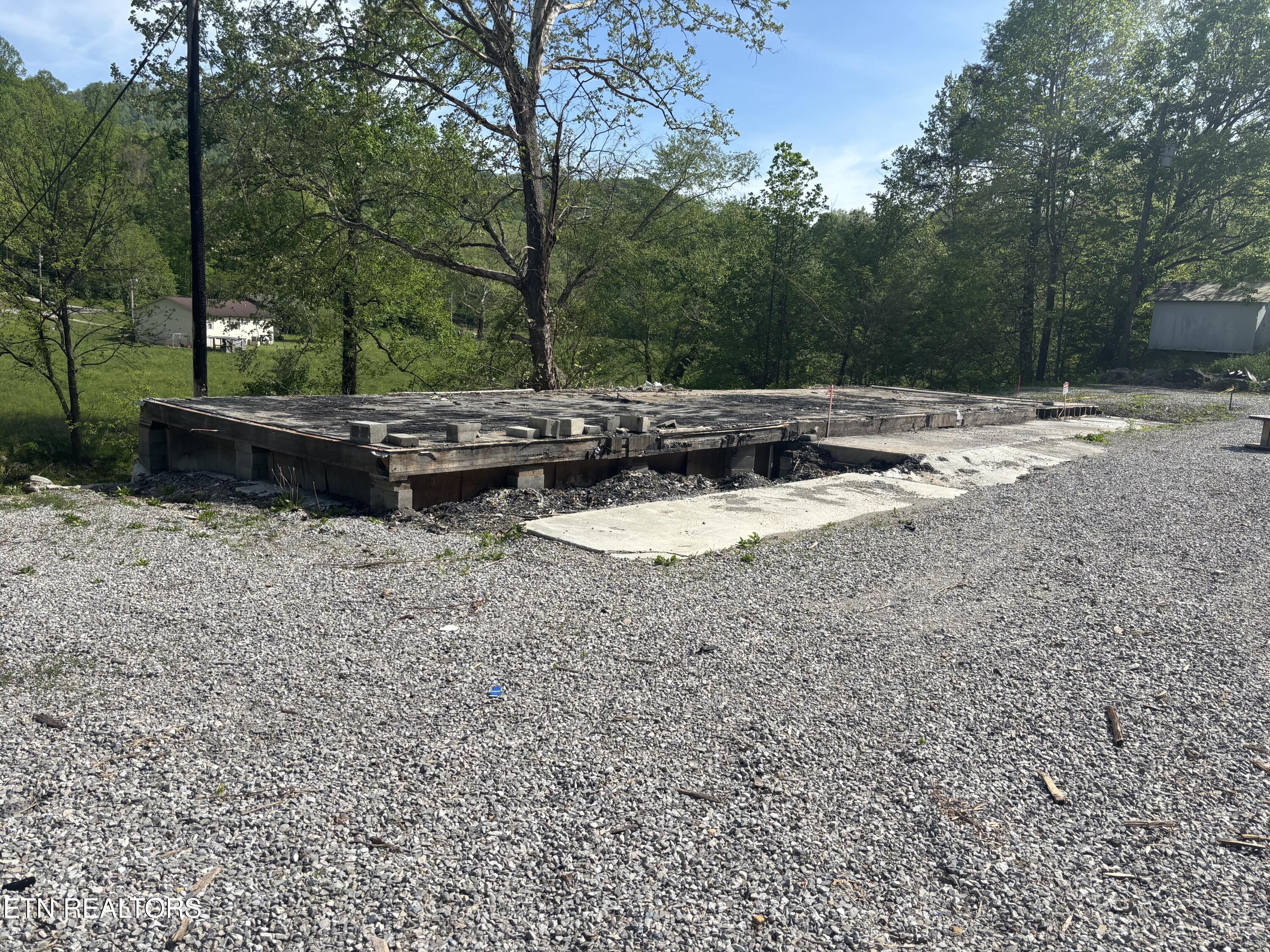 1023 Stinking Creek Road Lafollette TN 37766