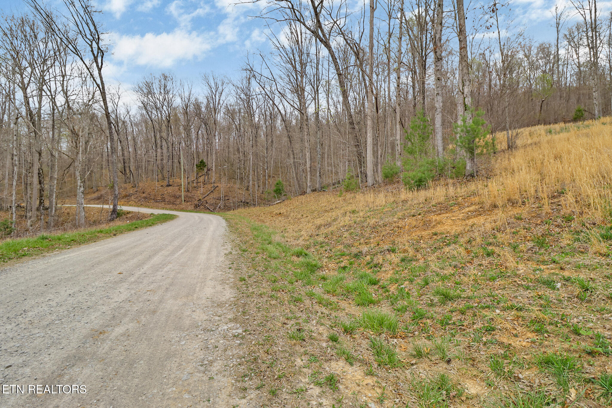Tomahawk Road Jamestown TN 38556