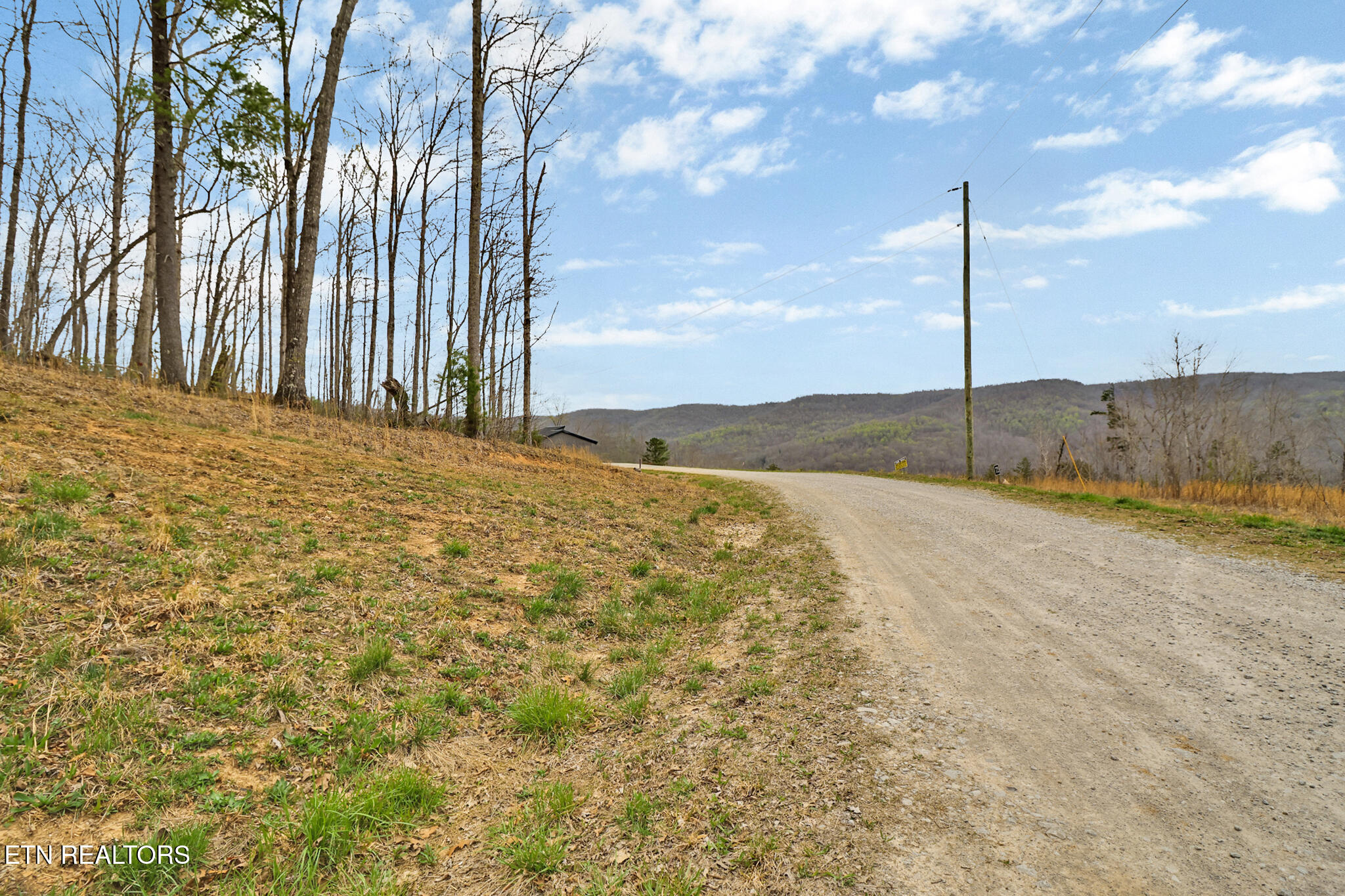 Tomahawk Road Jamestown TN 38556