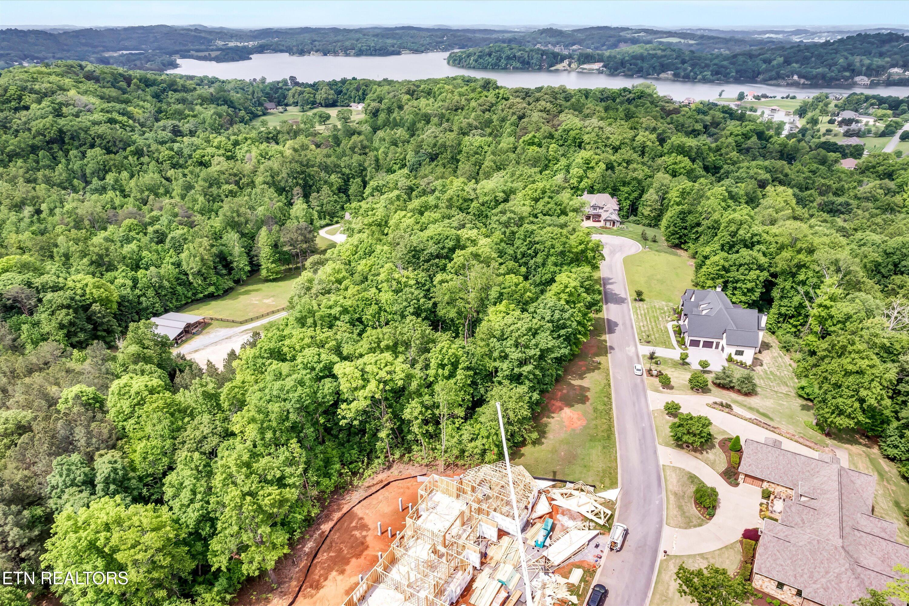 3331 Preserve Pointe Louisville TN 37777