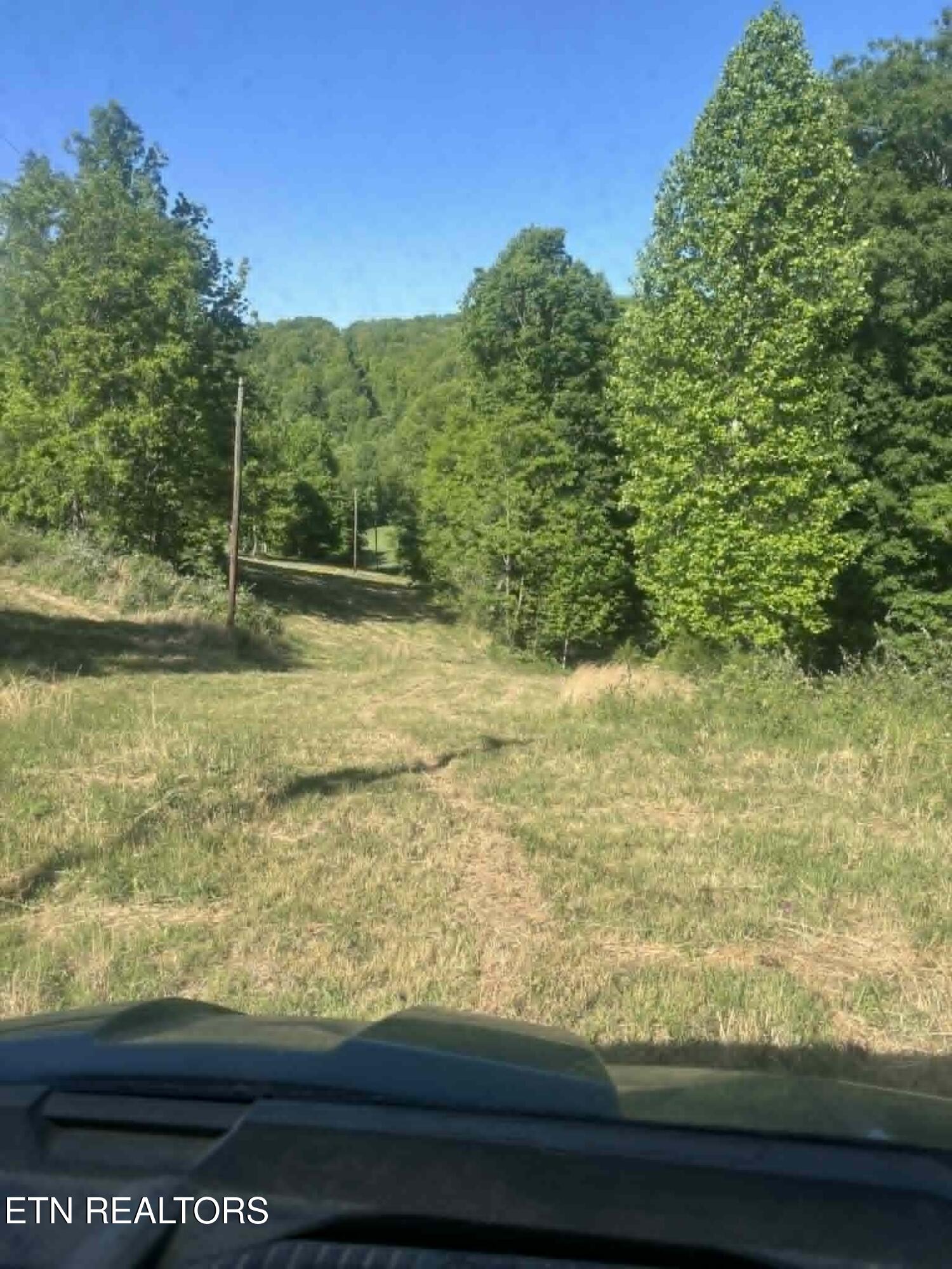 407 Earl Maples Lane Tazewell TN 37879