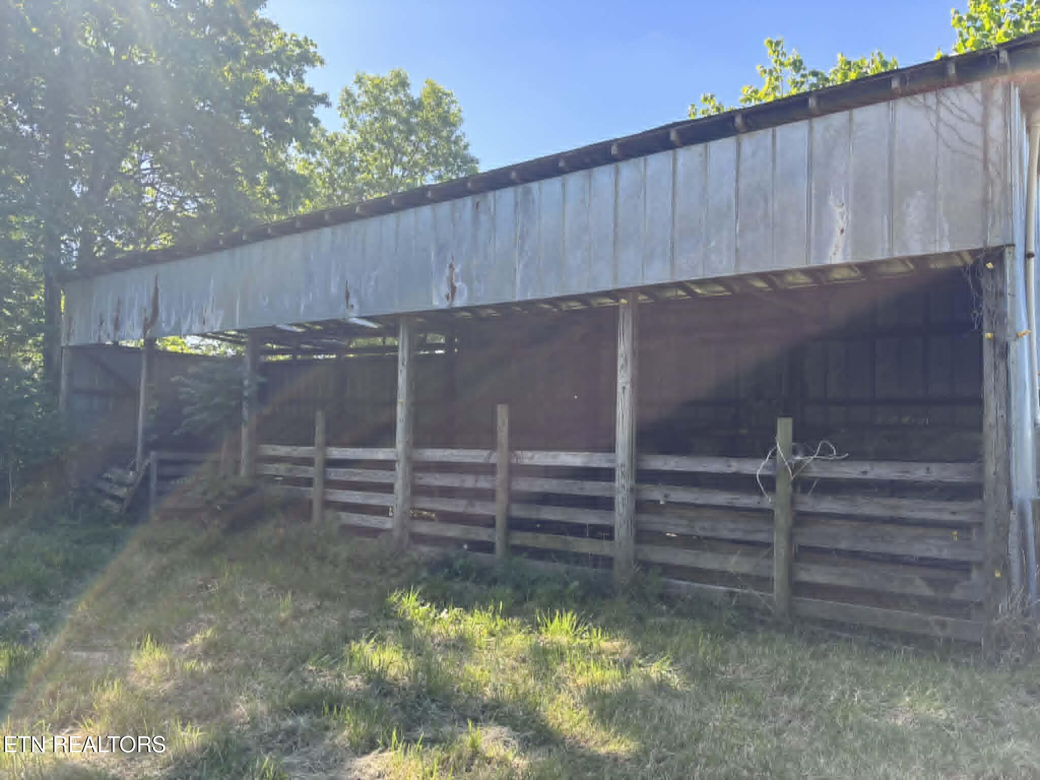407 Earl Maples Lane Tazewell TN 37879