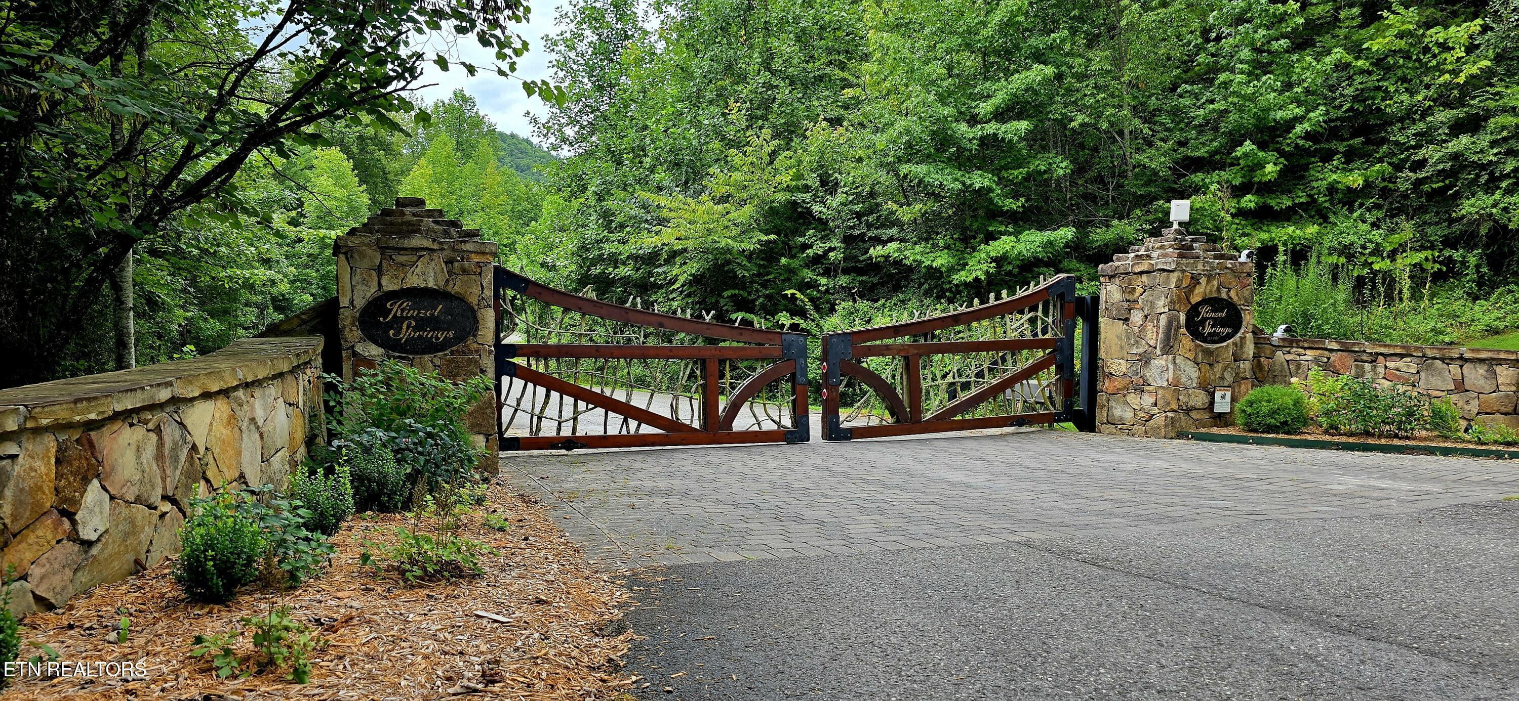 491 Chetola Trail Townsend TN 37882