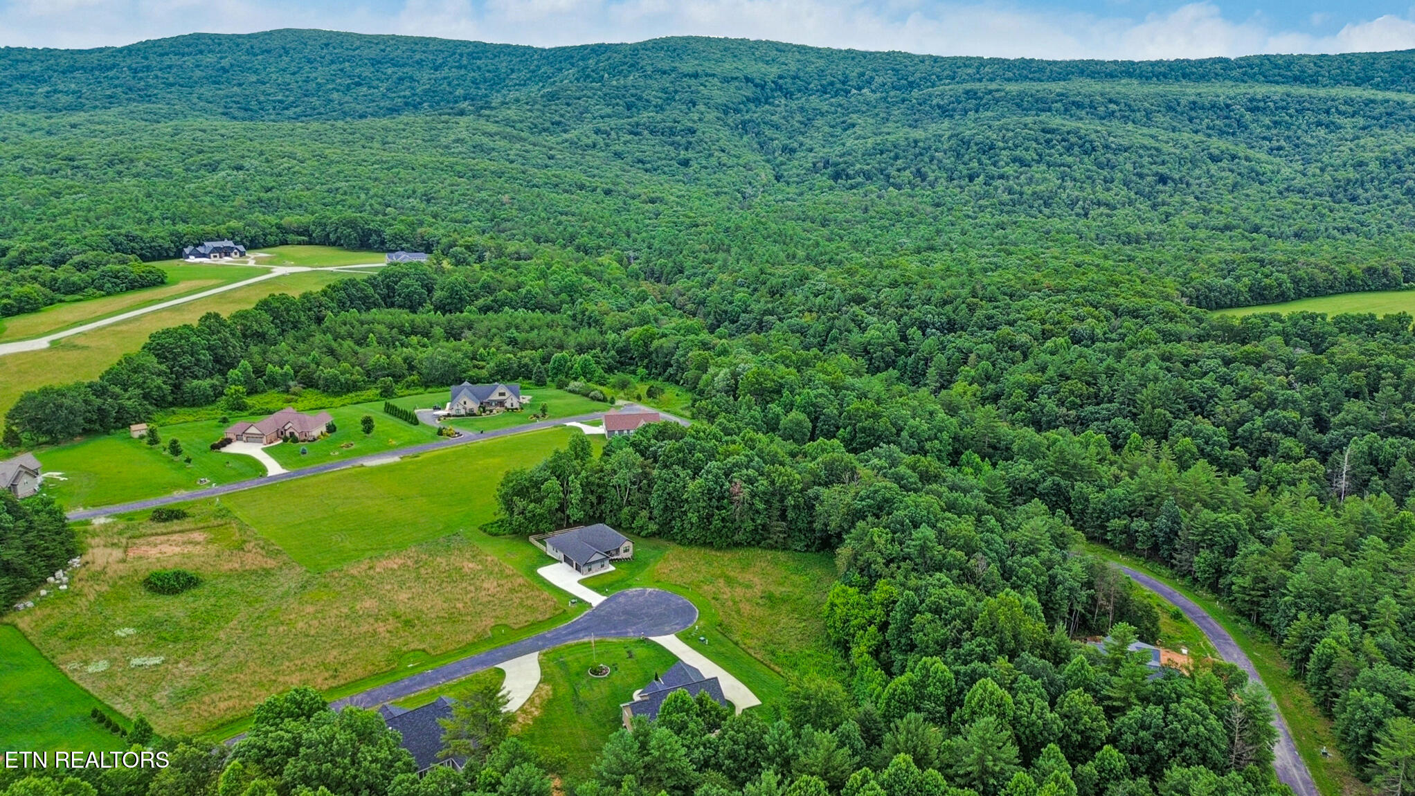 Suzie Court Crossville TN 38555