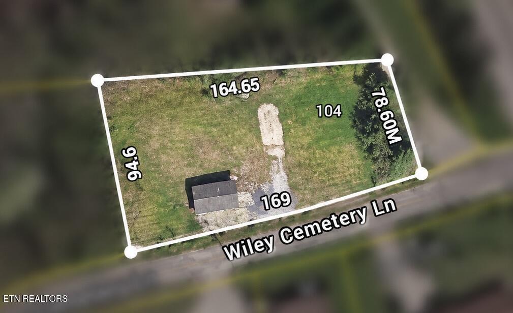 106 Wiley Cemetery Lane Rocky Top TN 37769
