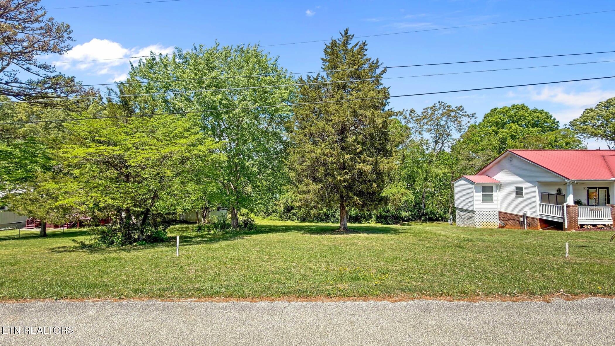 720 Garrett Road Dandridge TN 37725