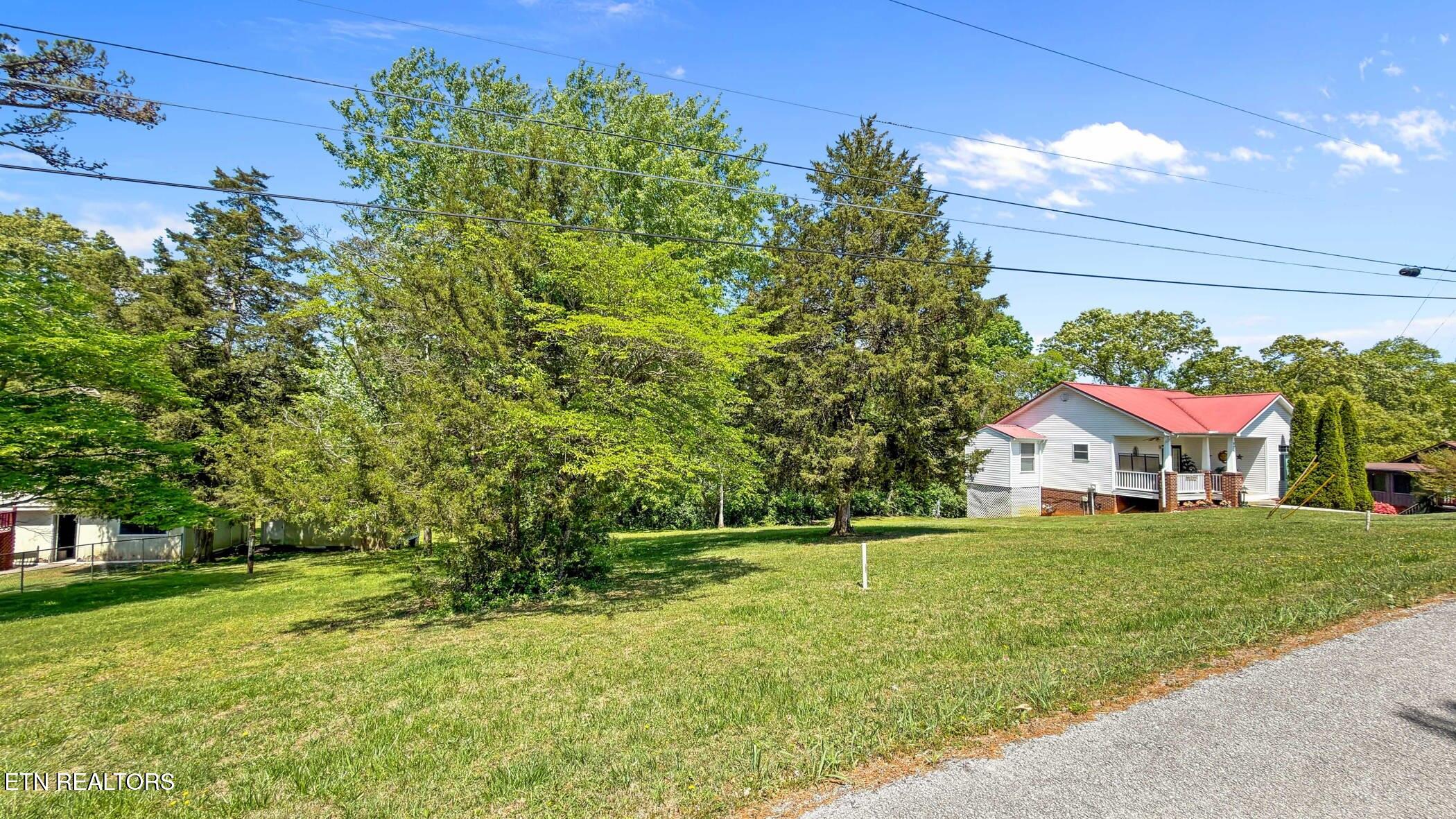 720 Garrett Road Dandridge TN 37725