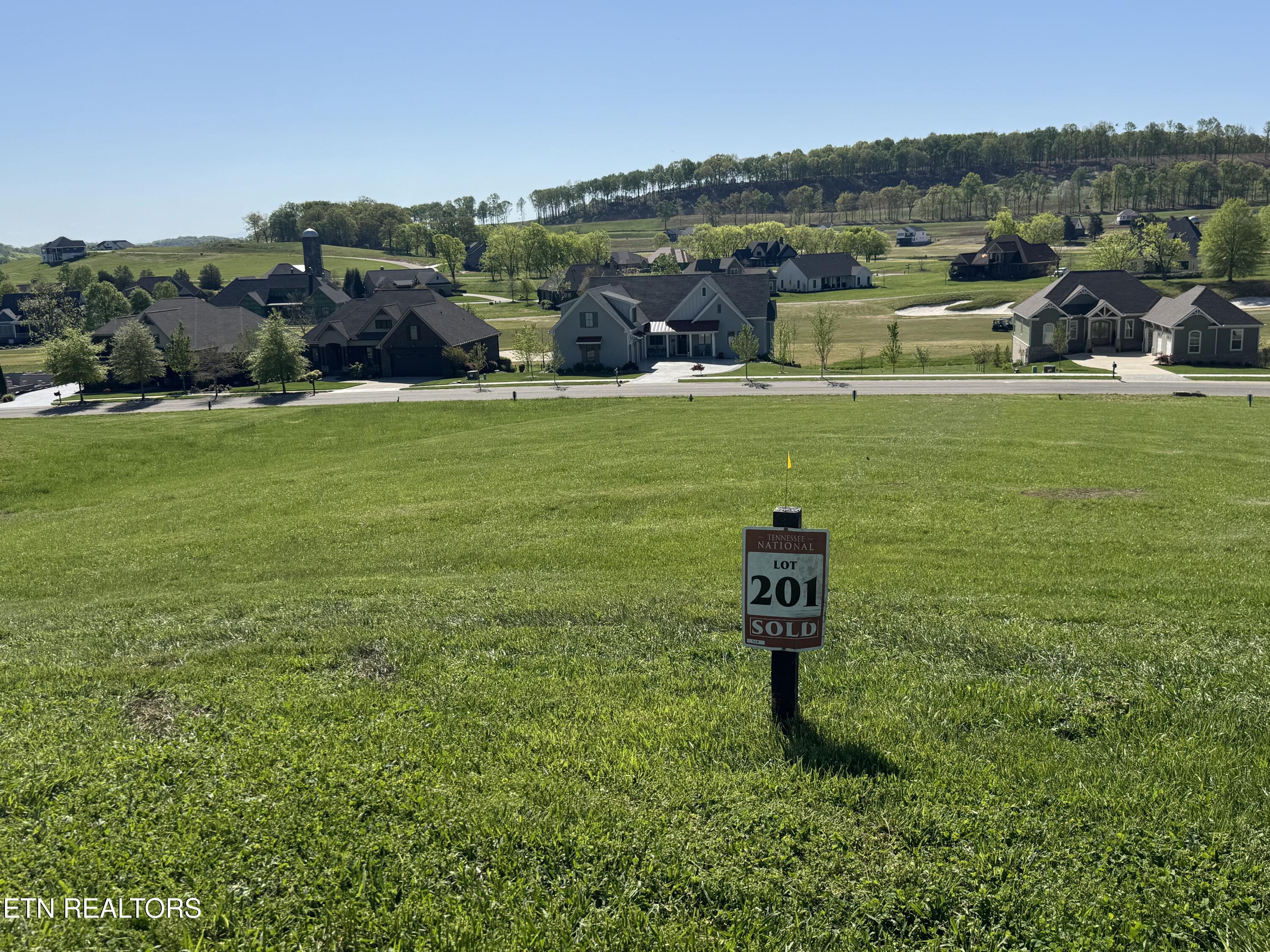 568 Hawks Bend Loudon TN 37774