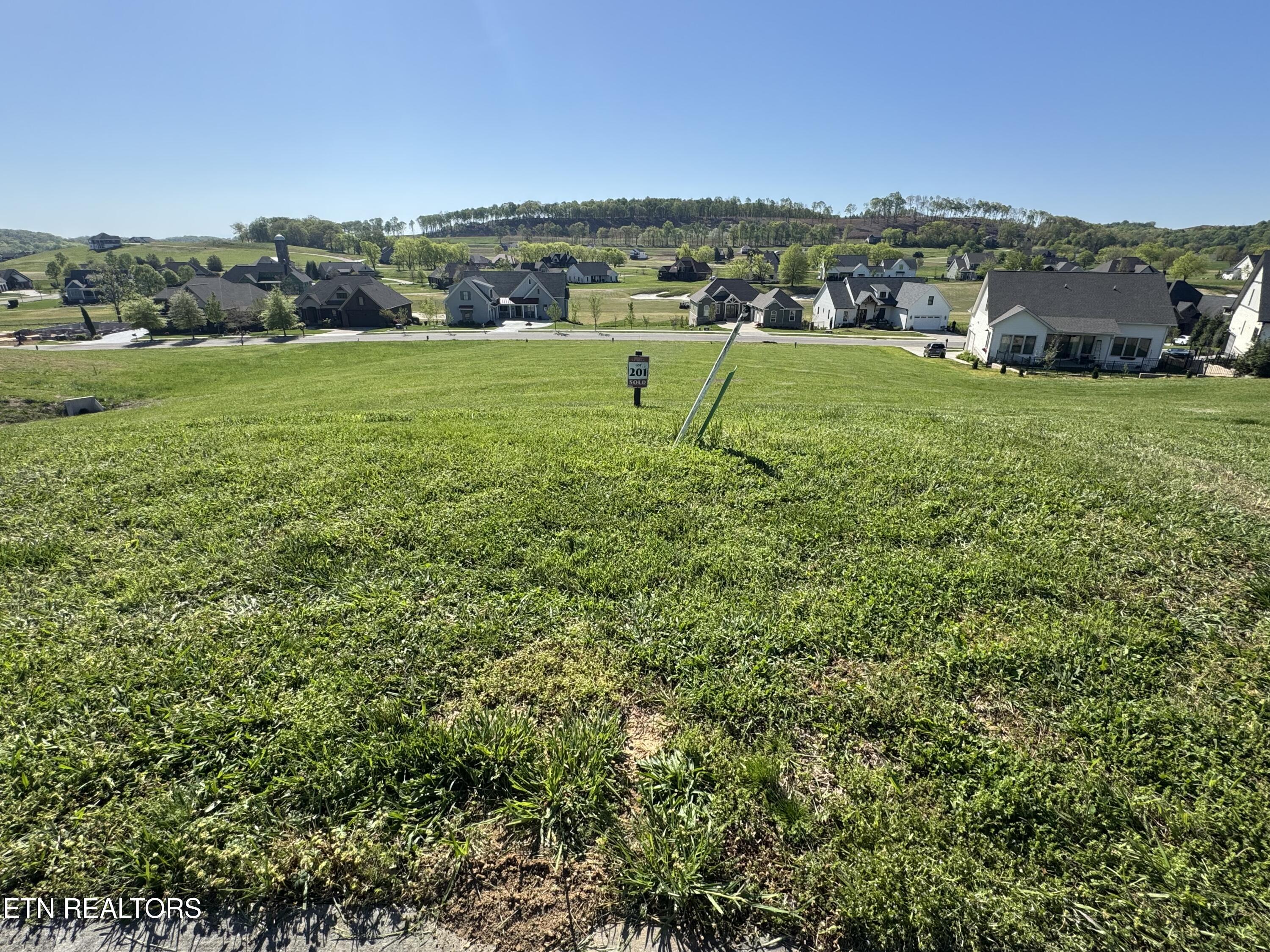 568 Hawks Bend Loudon TN 37774