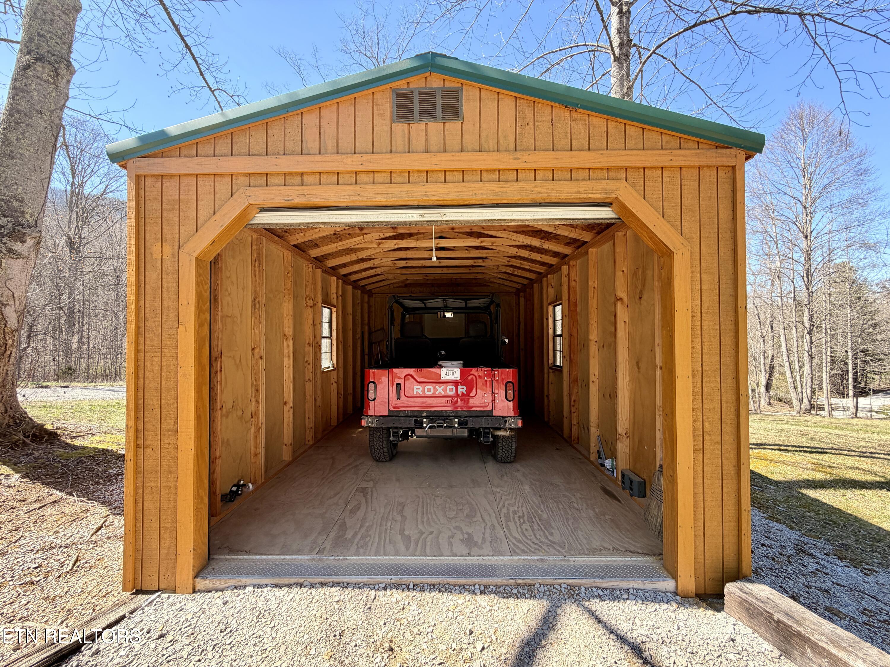 293 Herbert Shannon Road Sunbright TN 37872