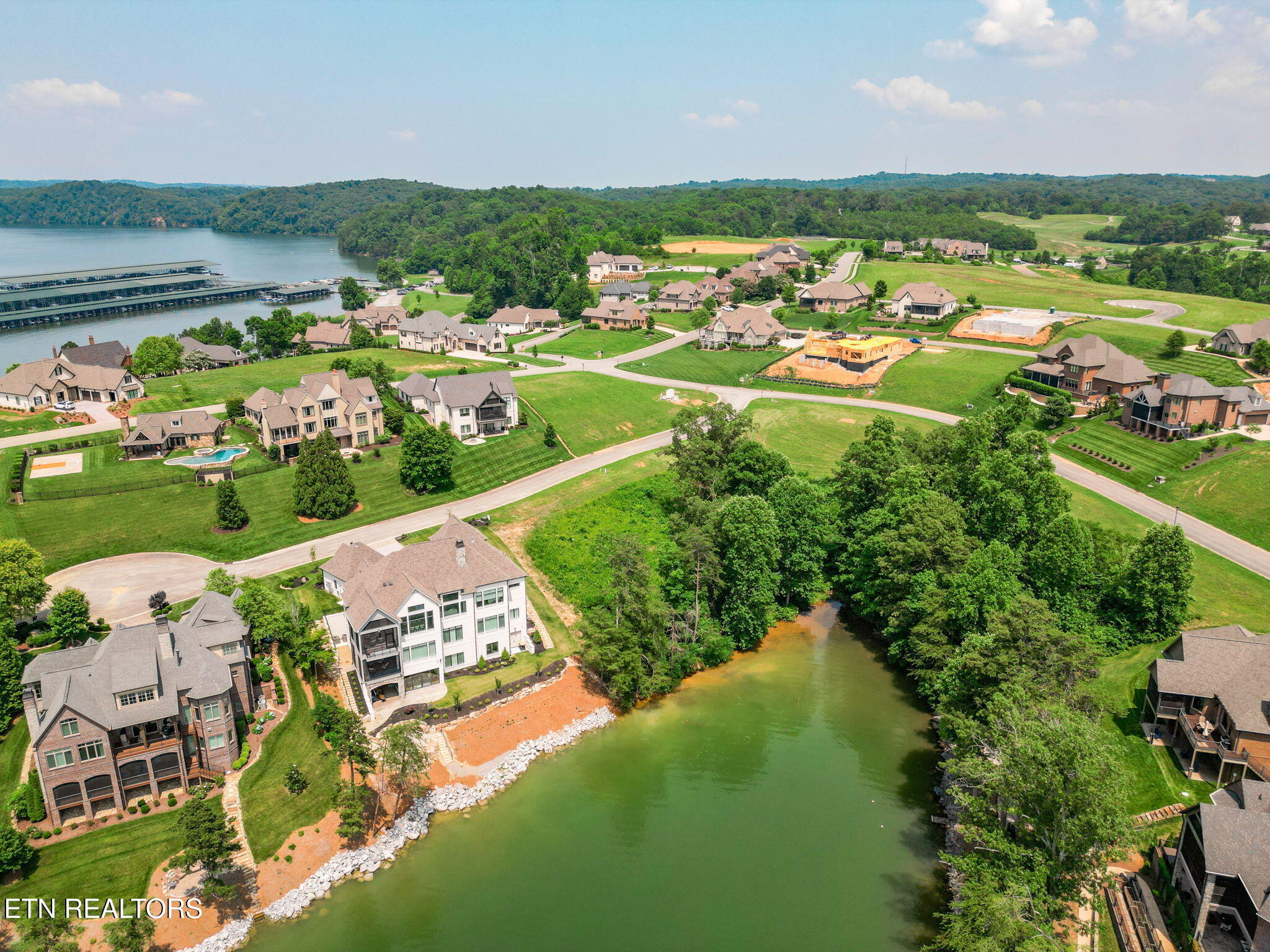 377 Beacon Court Lenoir City TN 37772