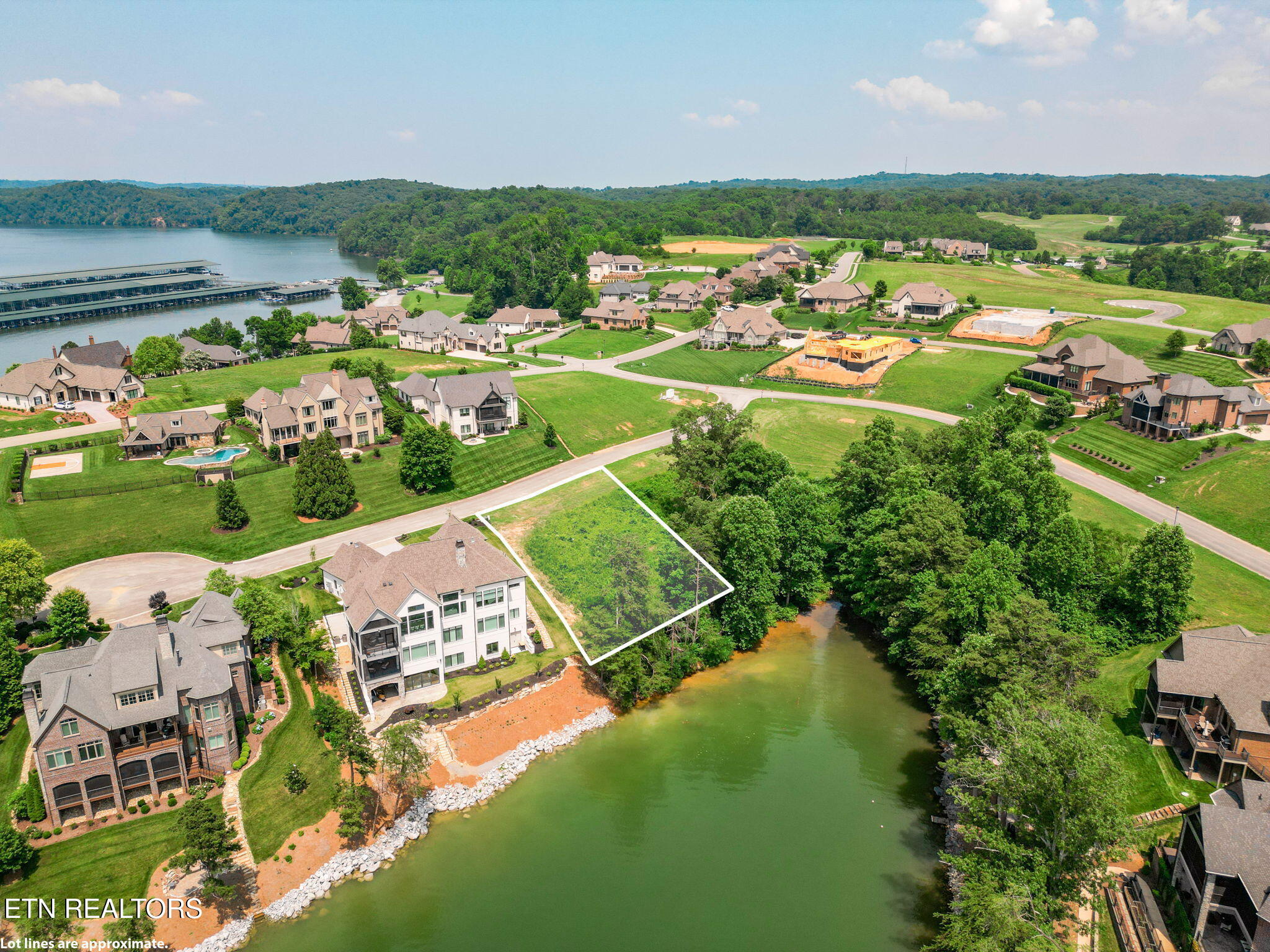 377 Beacon Court Lenoir City TN 37772
