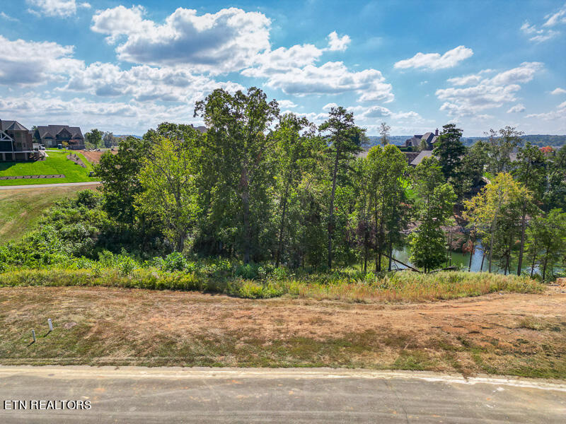 377 Beacon Court Lenoir City TN 37772
