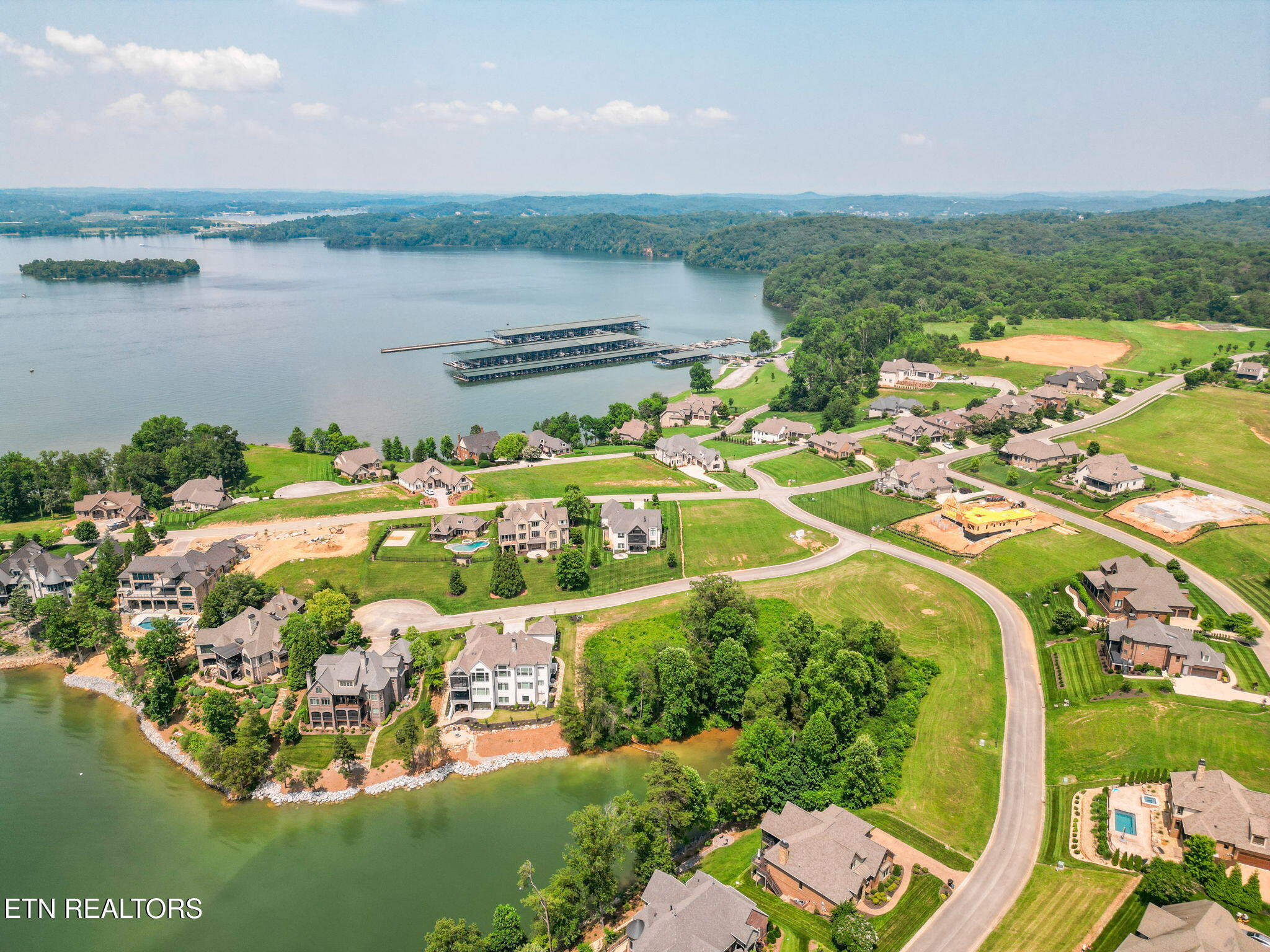 377 Beacon Court Lenoir City TN 37772