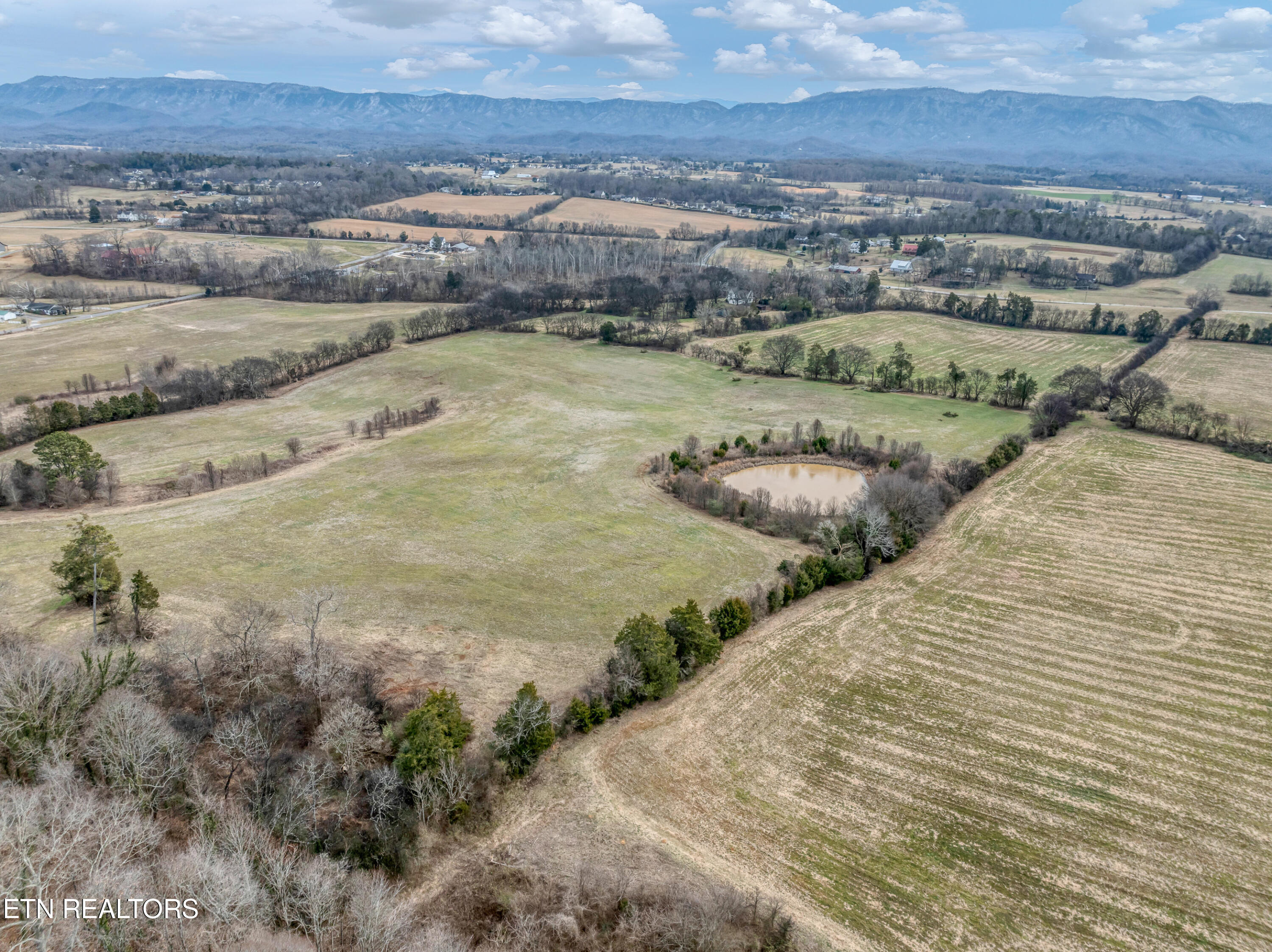 5365 Sevierville (61 Acres) Road Maryville TN 37804