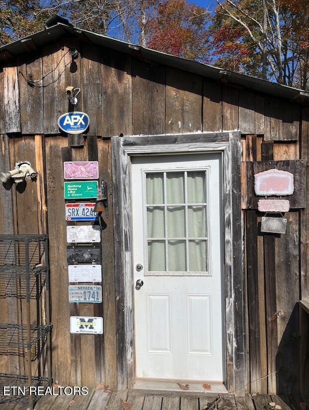 324 Vannoy Road Tazewell TN 37879