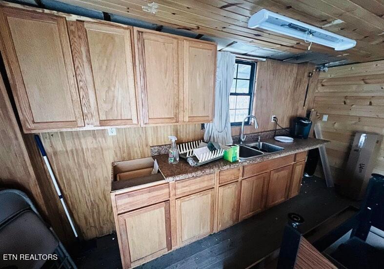 324 Vannoy Road Tazewell TN 37879