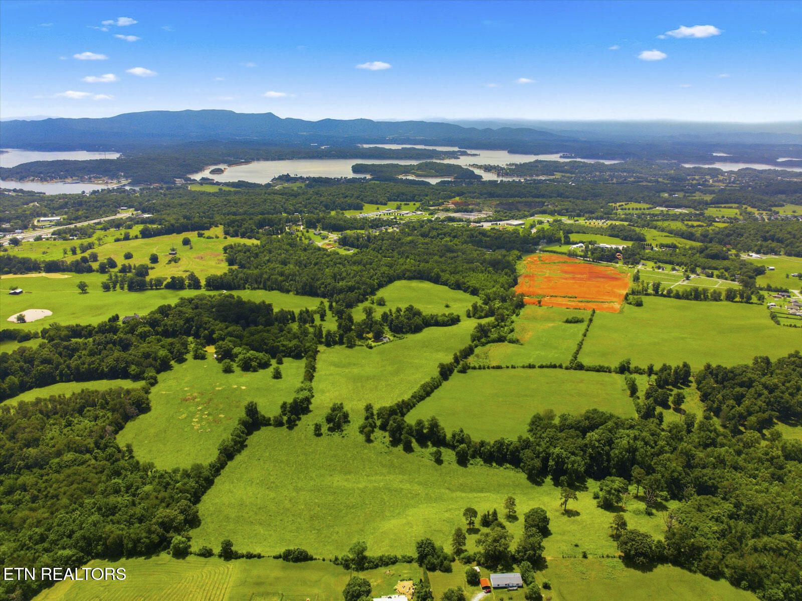 789 Tennessee 92 Dandridge TN 37725