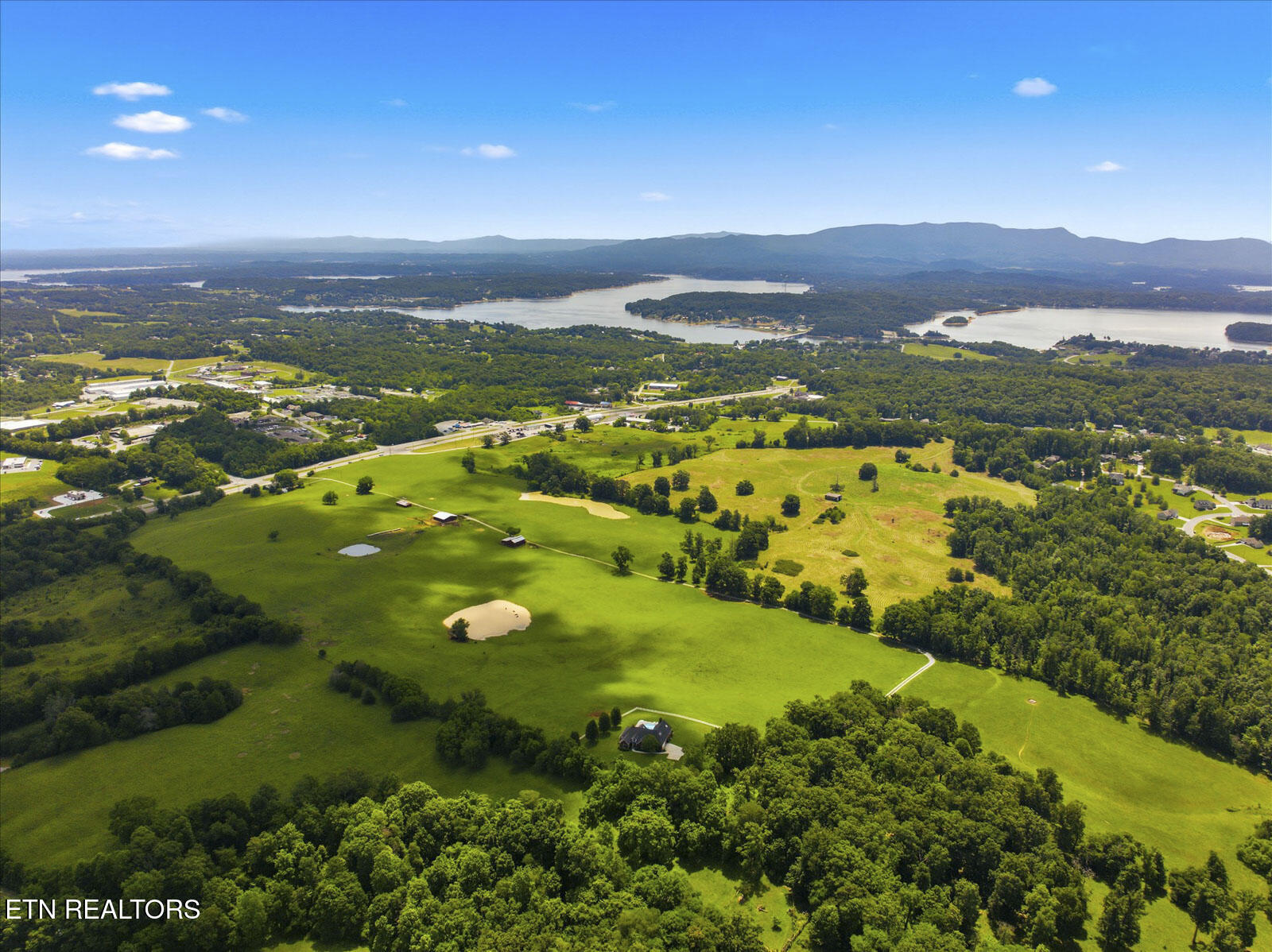 789 Tennessee 92 Dandridge TN 37725