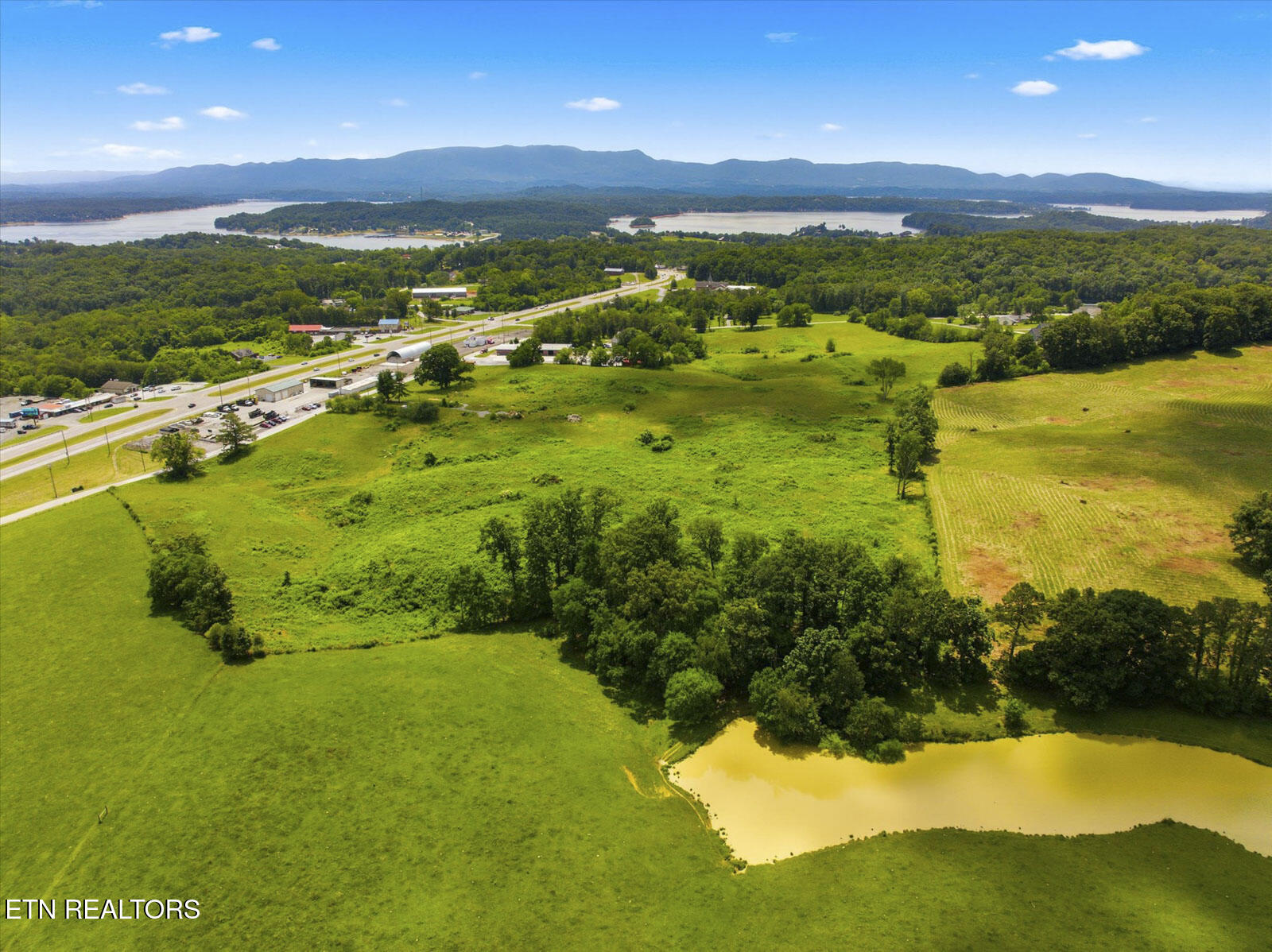 789 Tennessee 92 Dandridge TN 37725