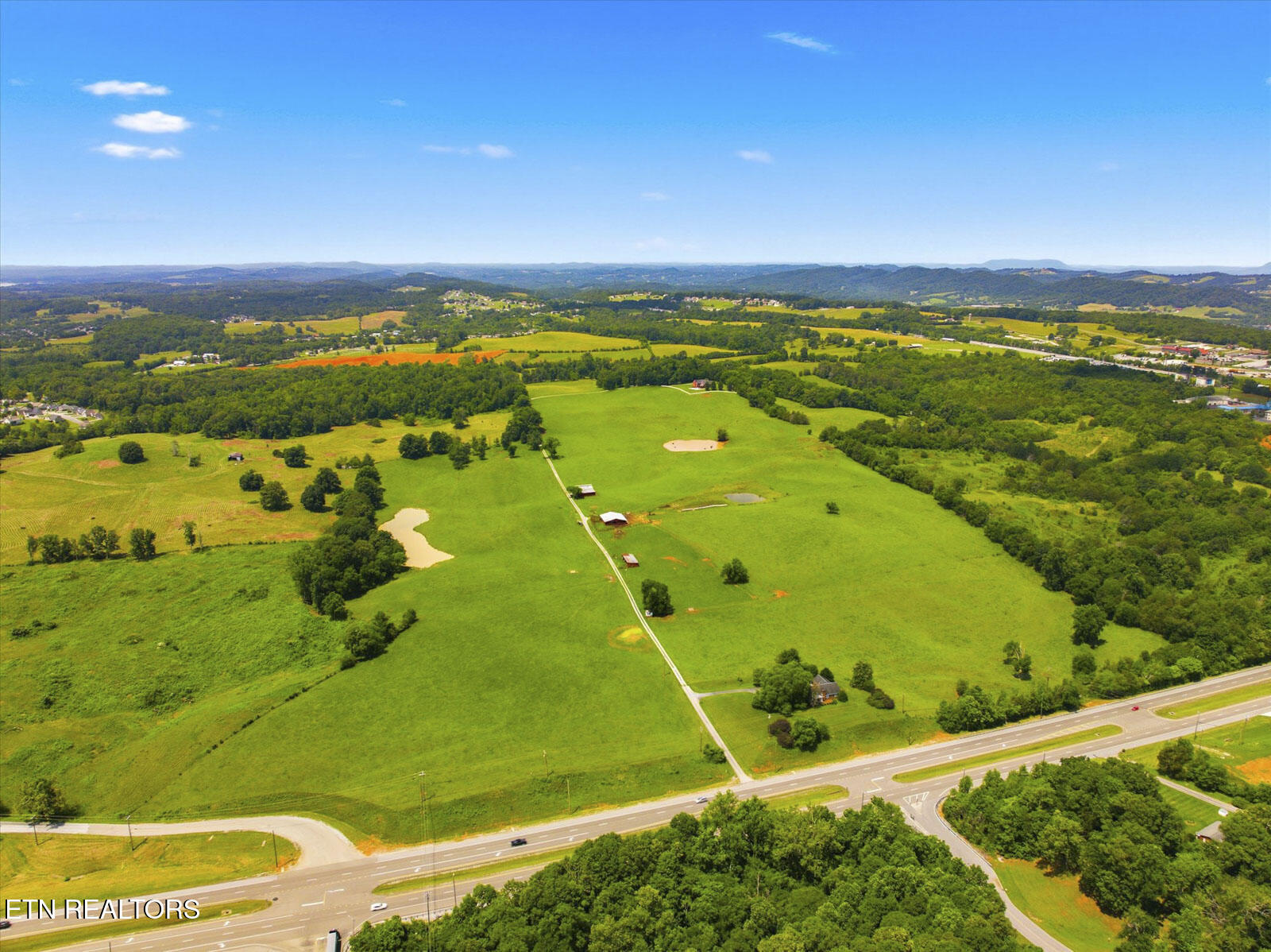 789 Tennessee 92 Dandridge TN 37725