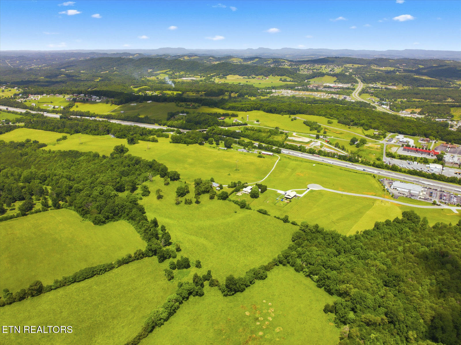 789 Tennessee 92 Dandridge TN 37725