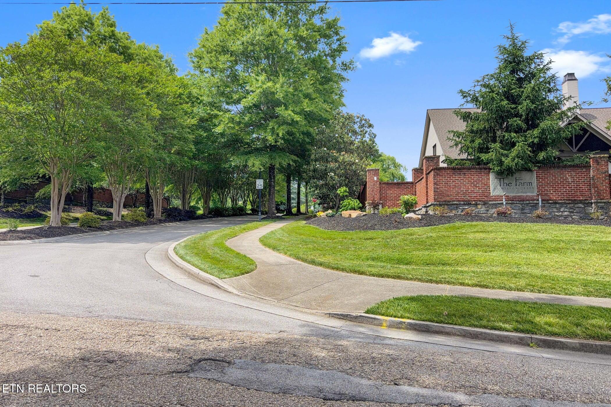 526 Stone Villa Lane Knoxville TN 37934
