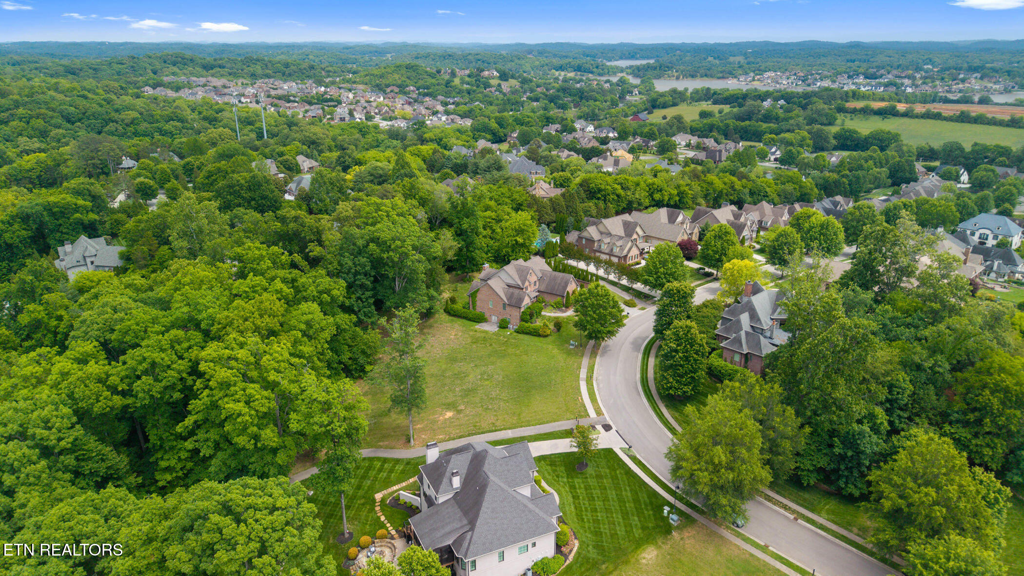 526 Stone Villa Lane Knoxville TN 37934
