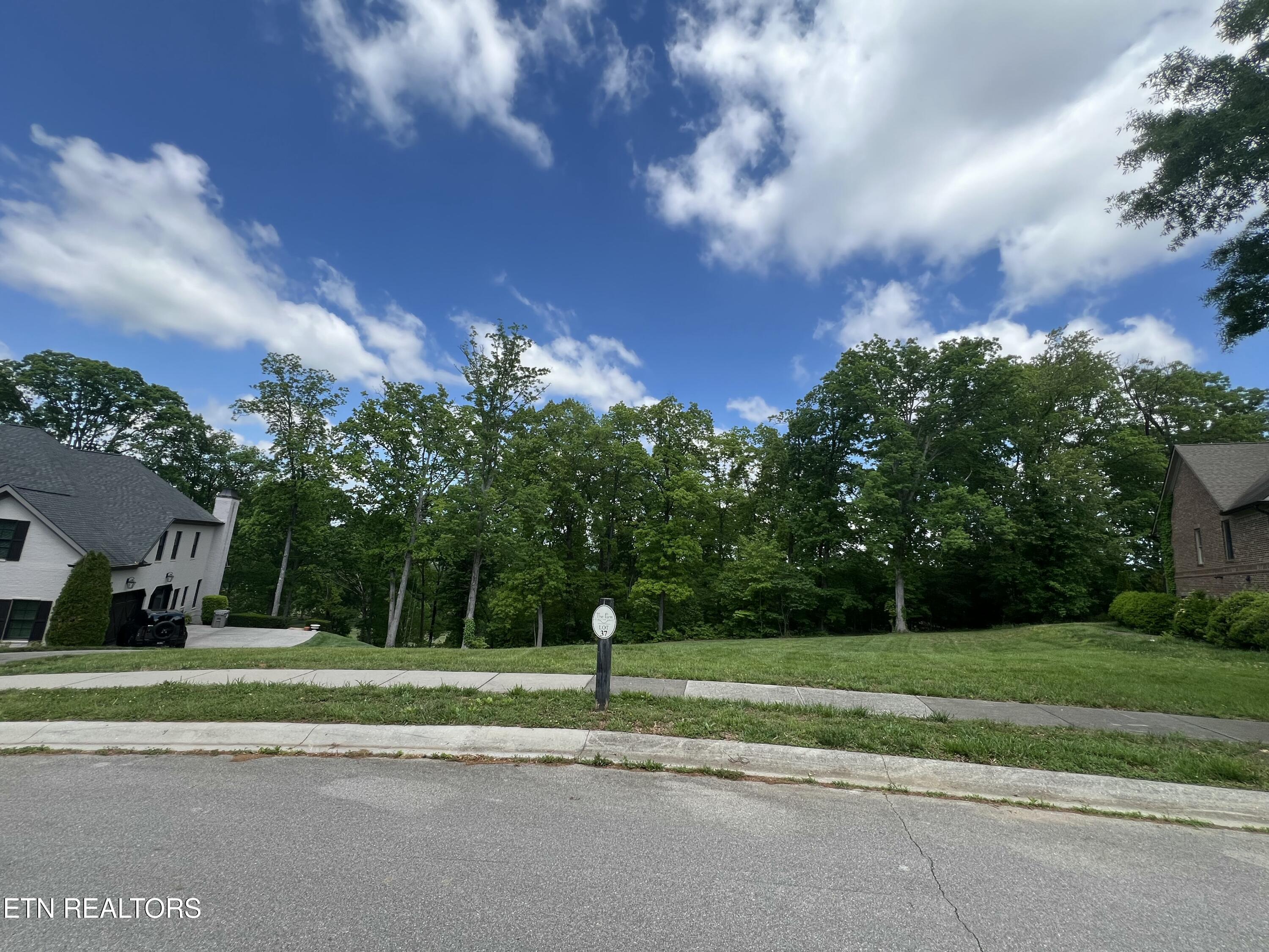 526 Stone Villa Lane Knoxville TN 37934