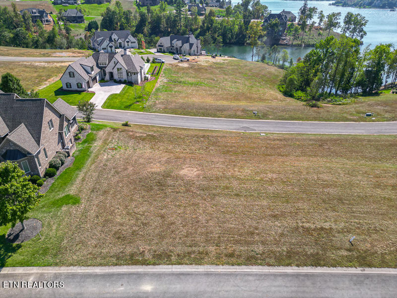 863 Castaway Lane Lenoir City TN 37772