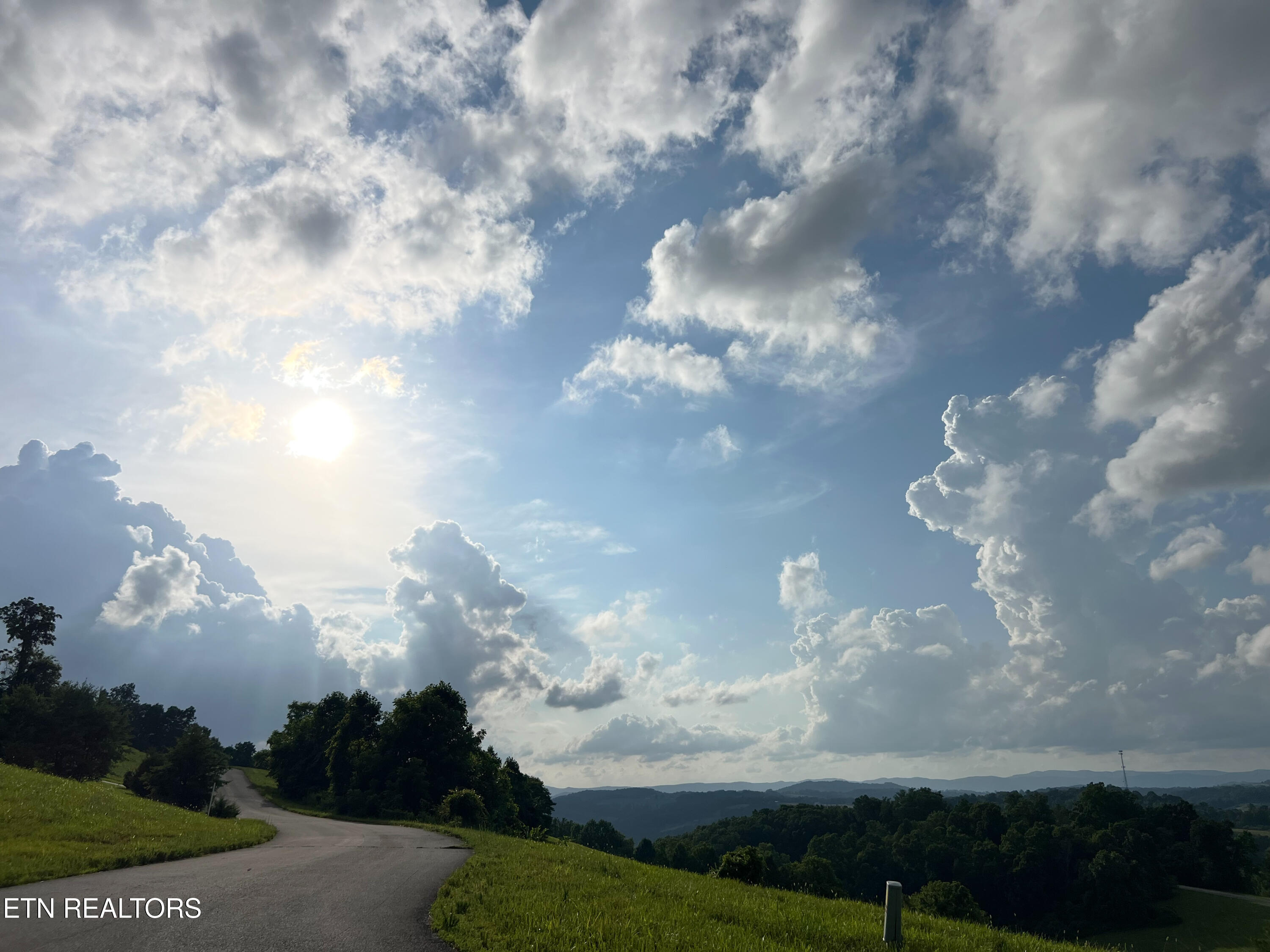 Lot 240 Tanzanite Trail New Tazewell TN 37825