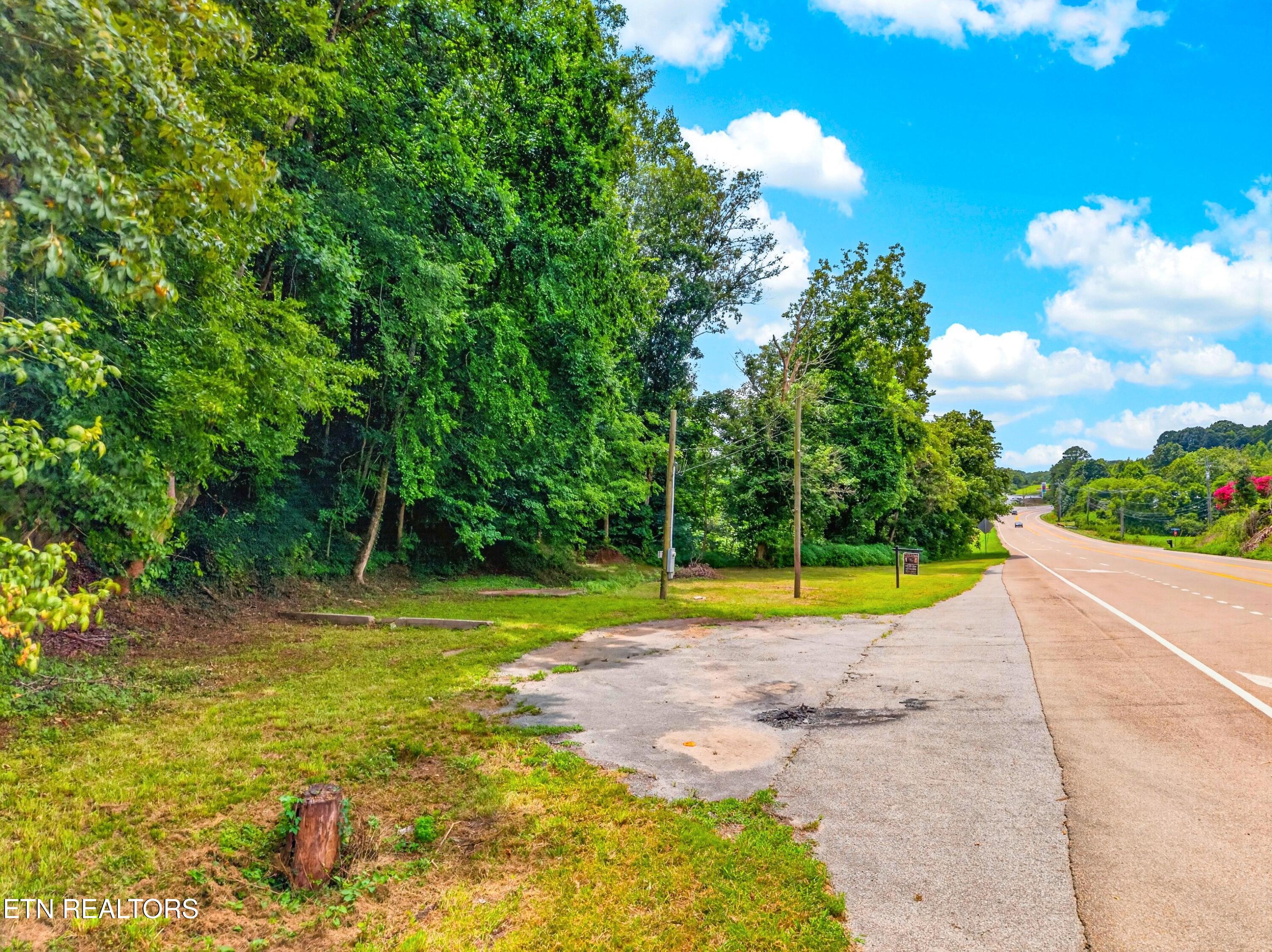 12713 Chapman Highway Seymour TN 37865