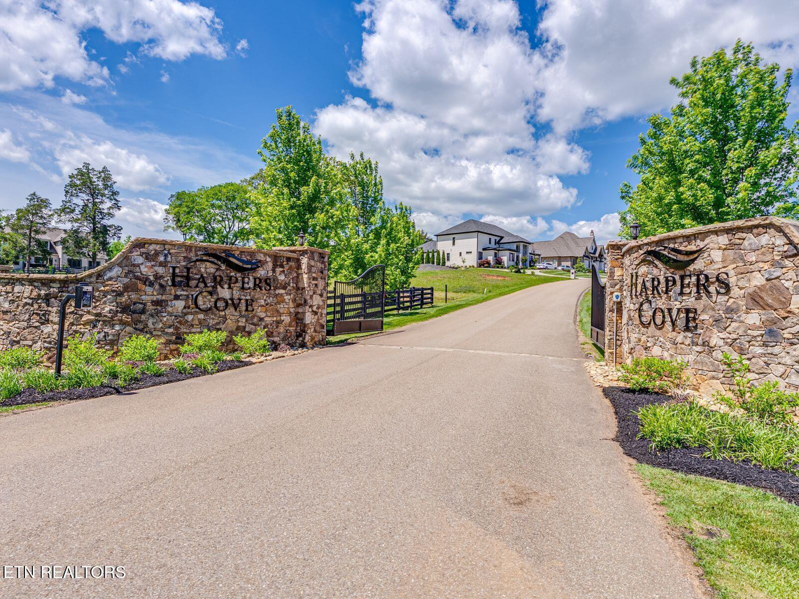 1532 Regiment Way Knoxville TN 37922